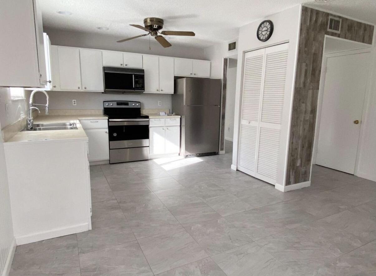 MAPLECREST - Residential Lease