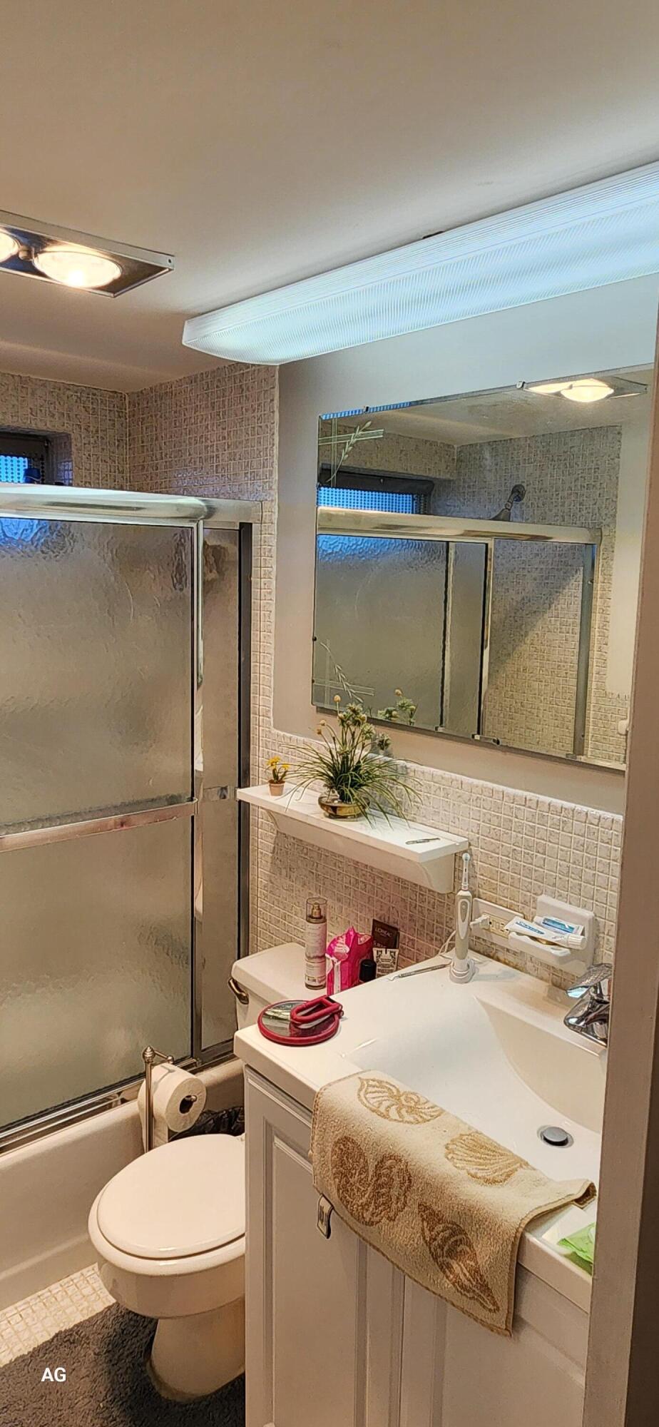 PALM ROYAL APTS INC CONDO - Residential