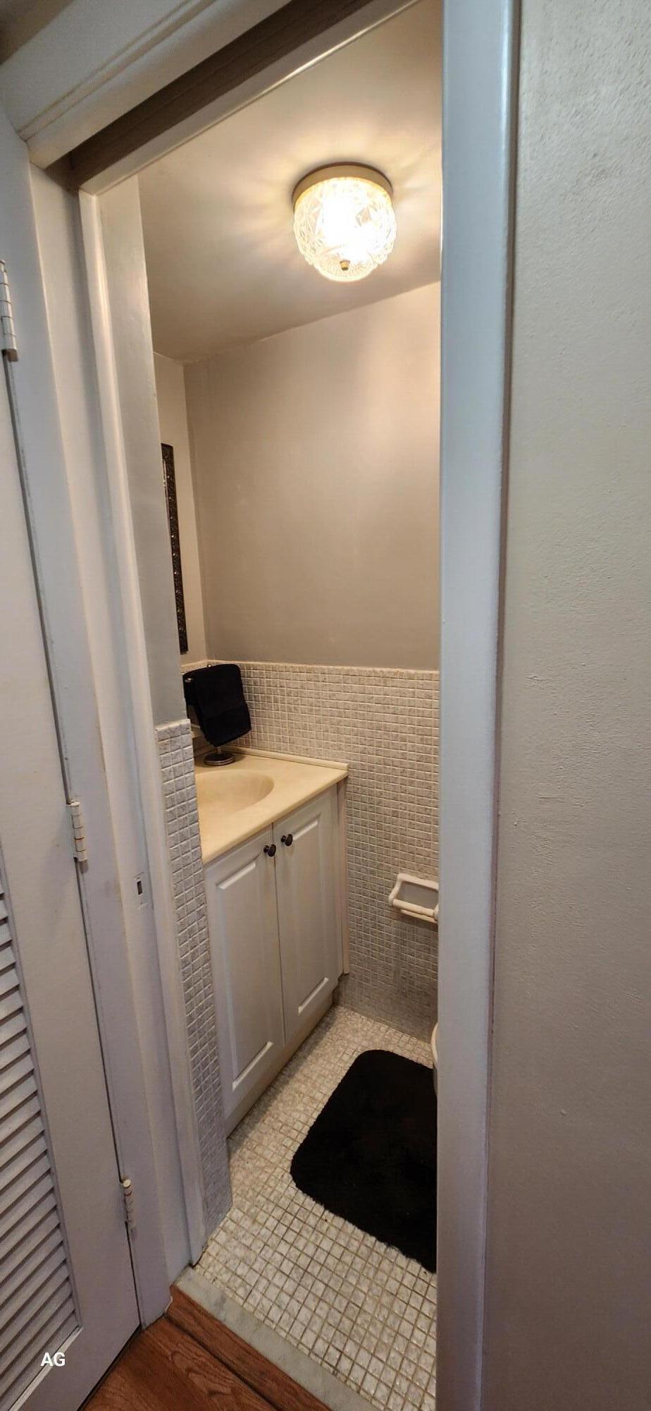 PALM ROYAL APTS INC CONDO - Residential