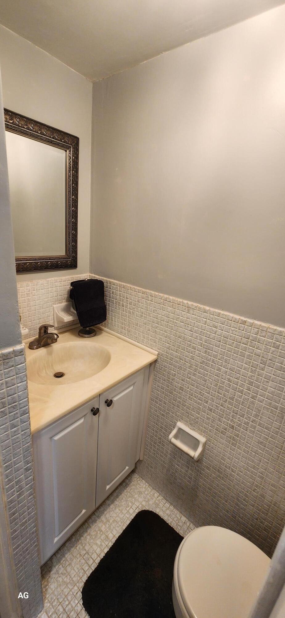 PALM ROYAL APTS INC CONDO - Residential