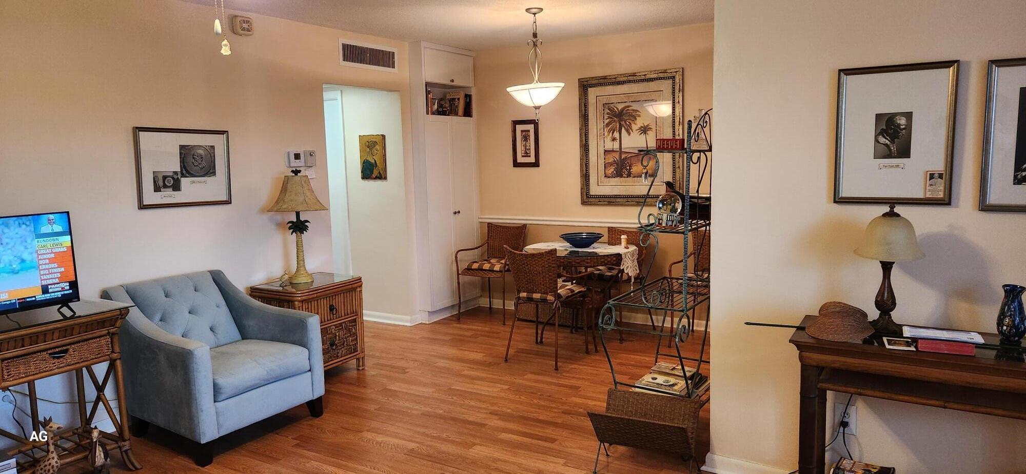 PALM ROYAL APTS INC CONDO - Residential