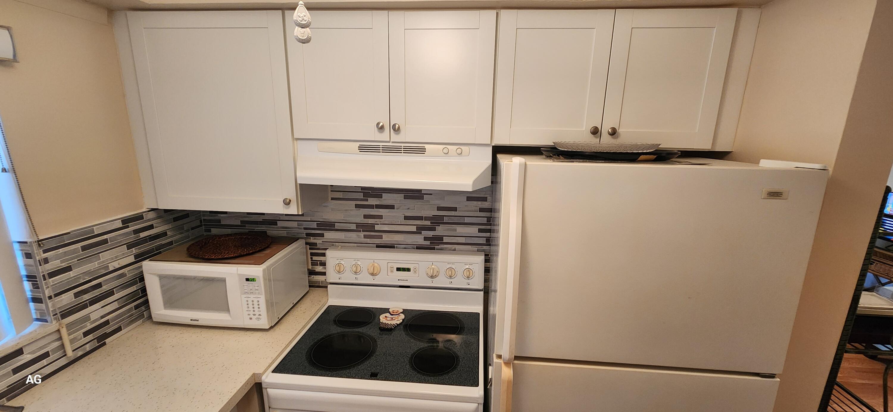 PALM ROYAL APTS INC CONDO - Residential