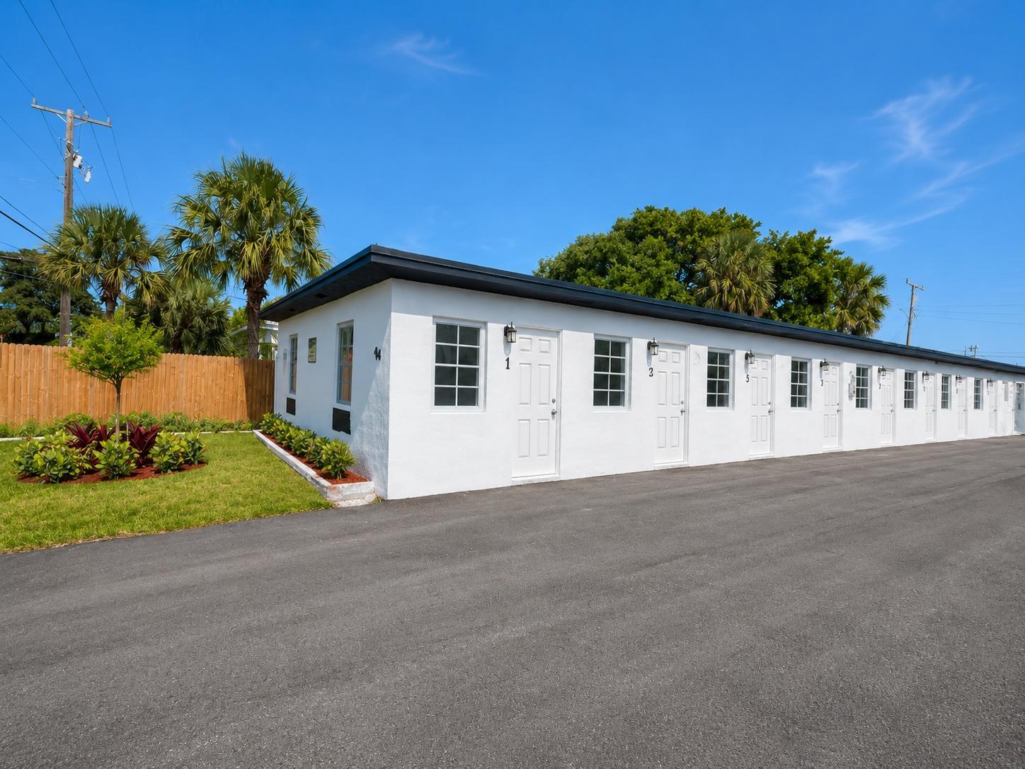 FRESHWATER ADD TO WPB - Residential Lease