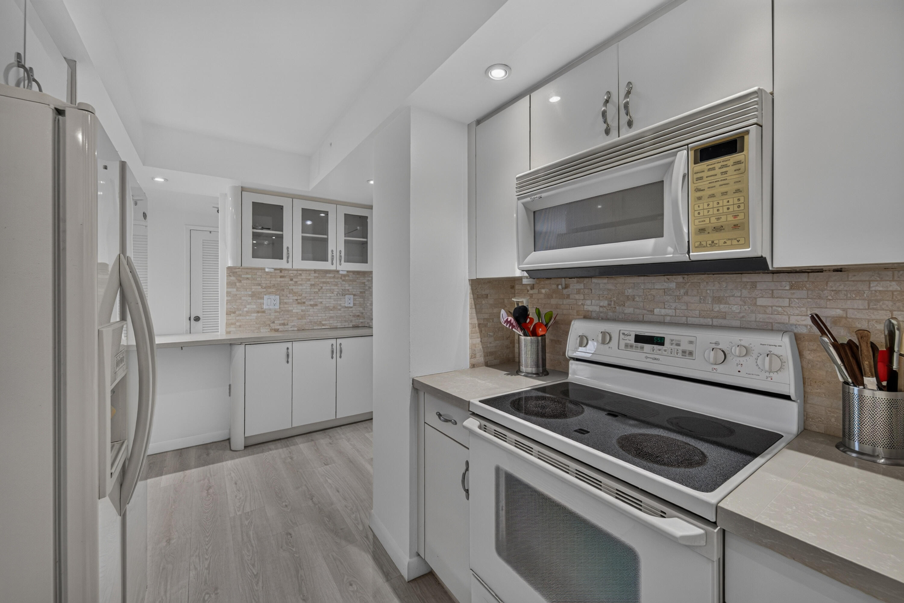 GALT OCEAN CLUB CONDO - Residential