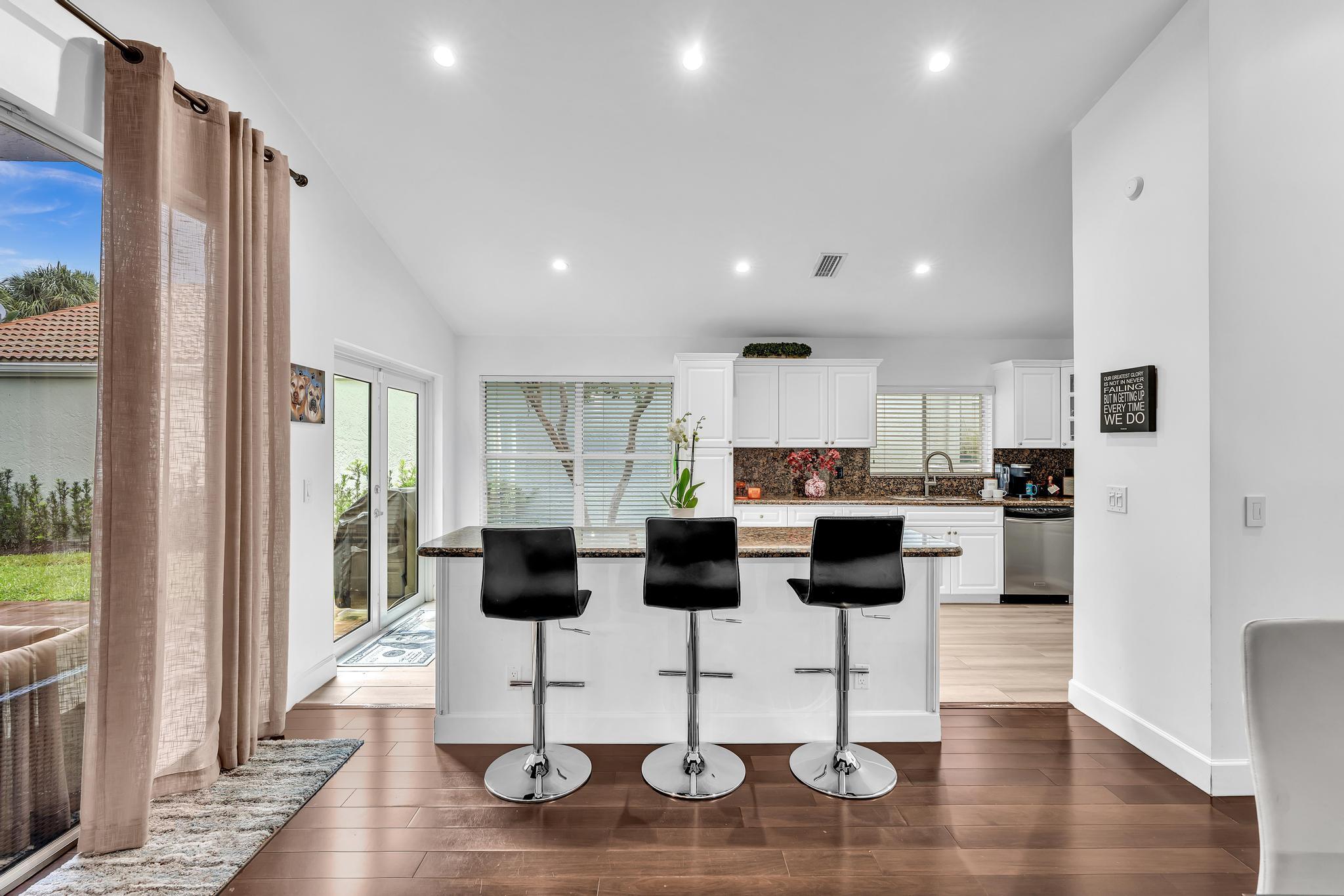 LA VIDA - Residential