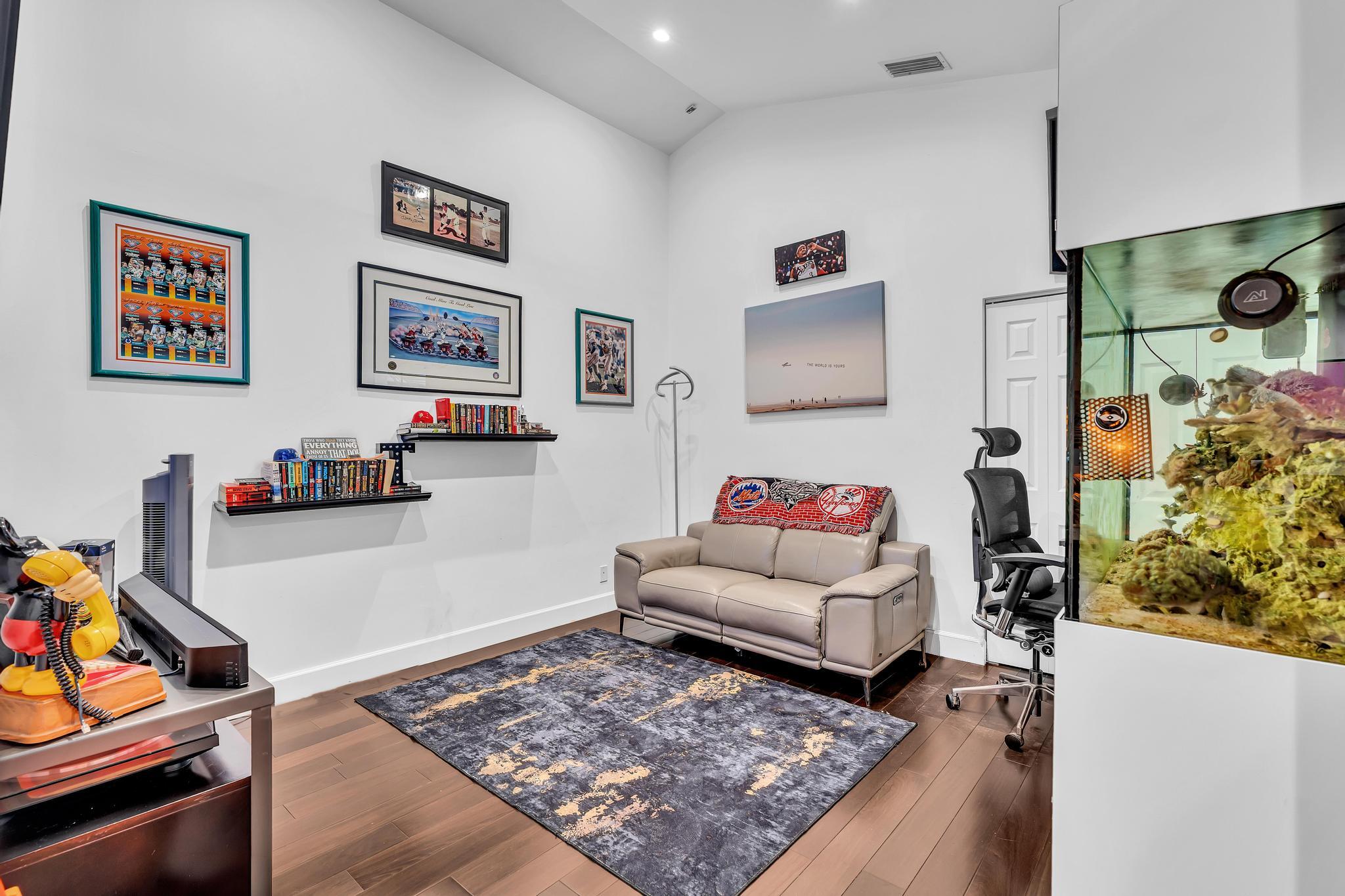 LA VIDA - Residential