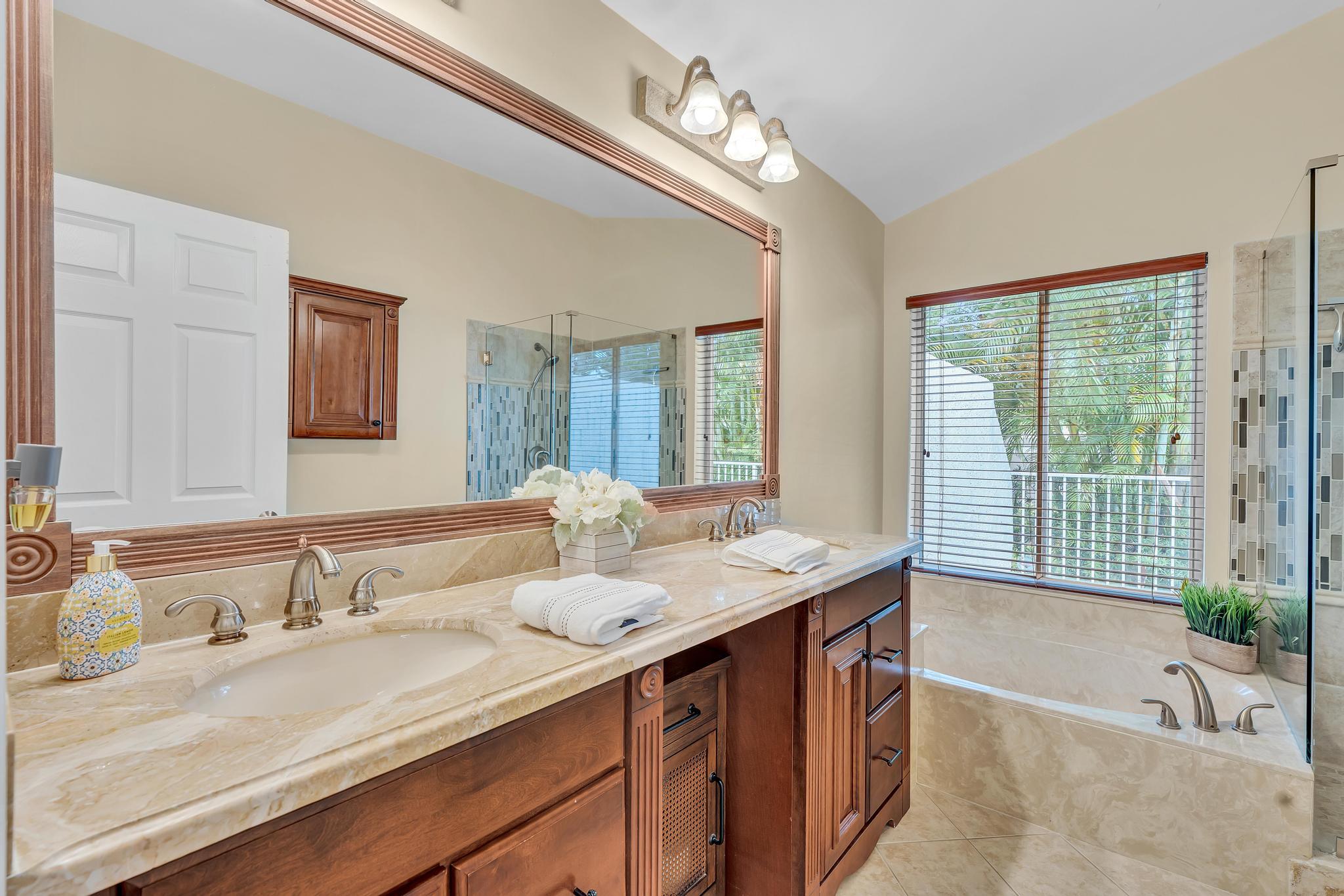 LA VIDA - Residential