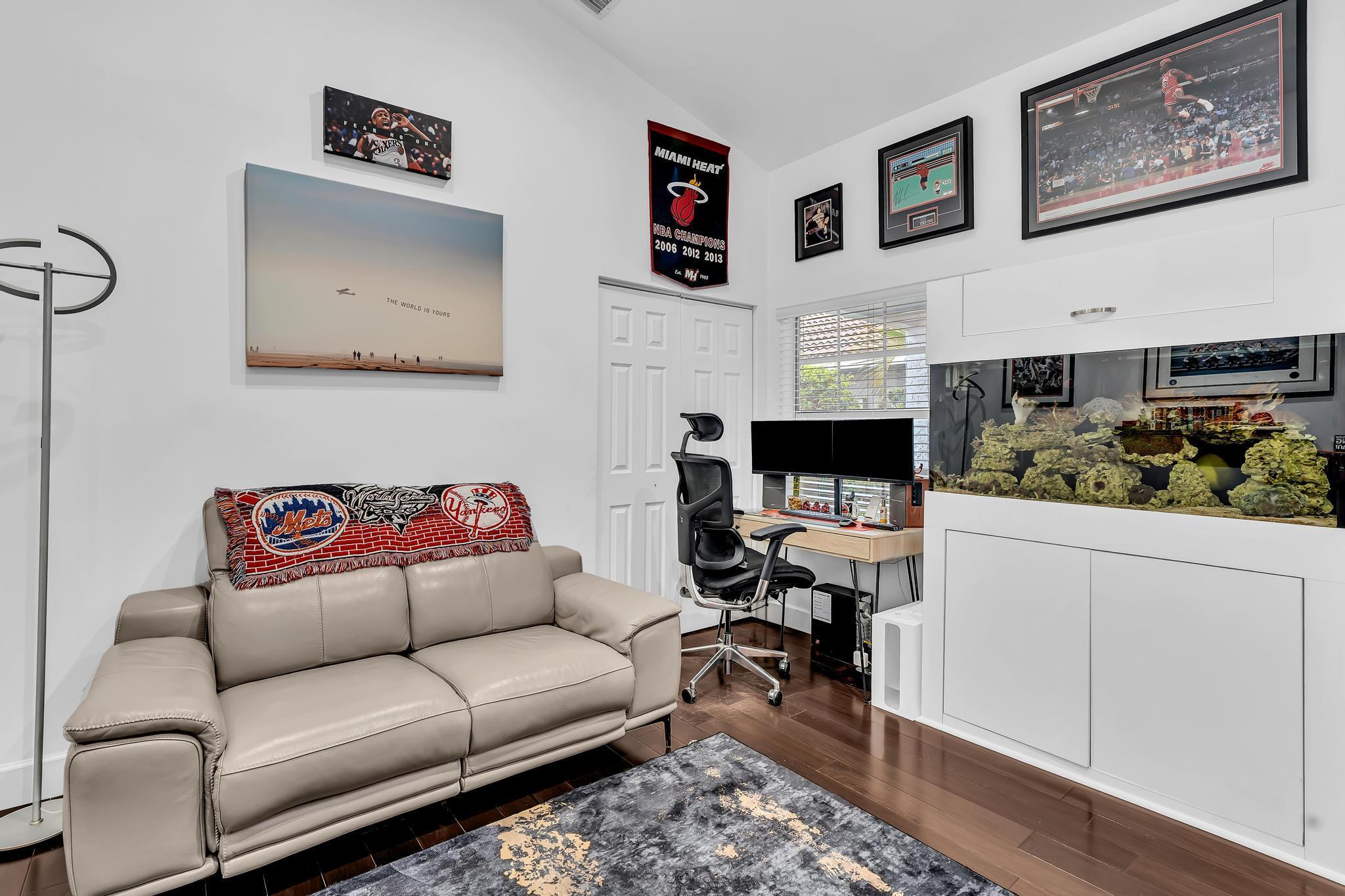 LA VIDA - Residential