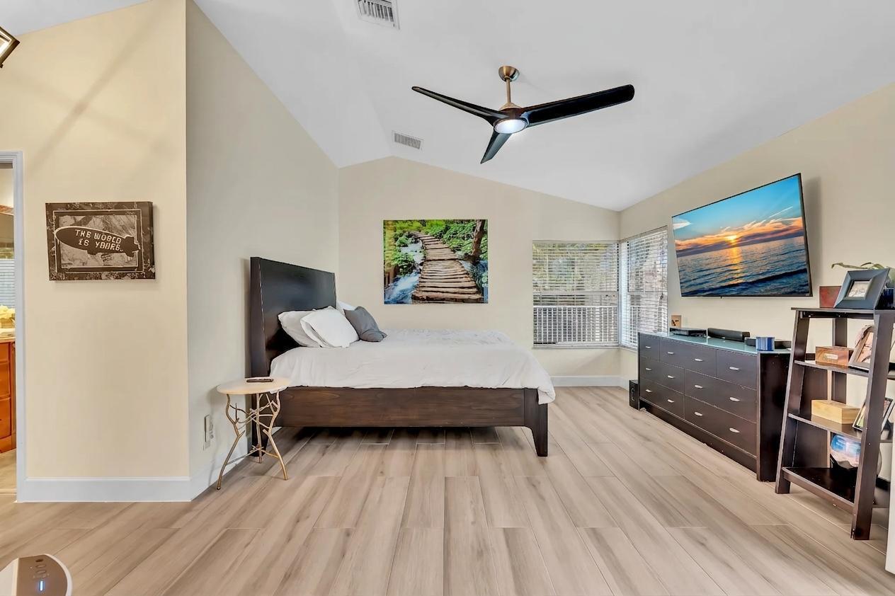 LA VIDA - Residential