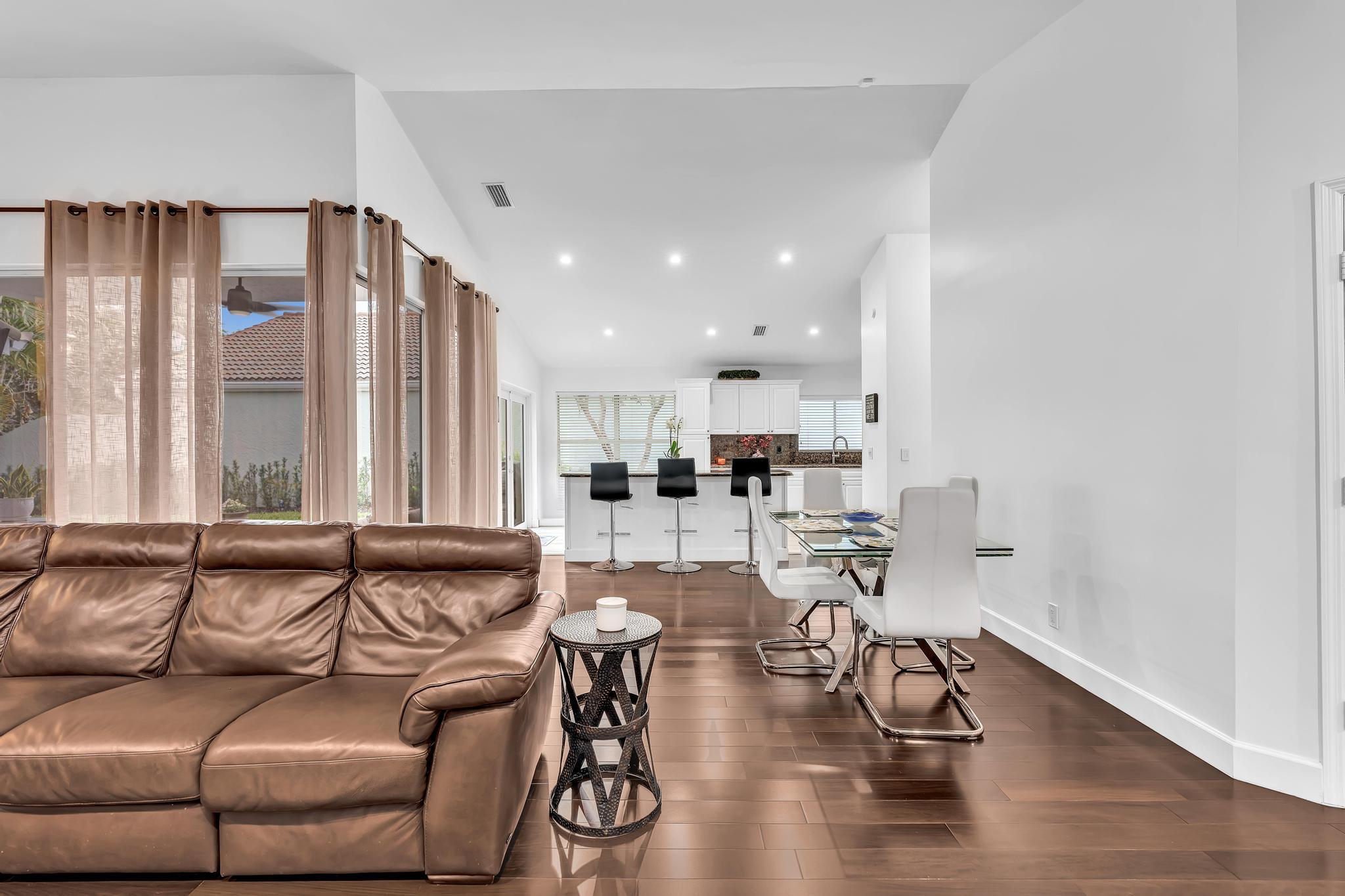 LA VIDA - Residential