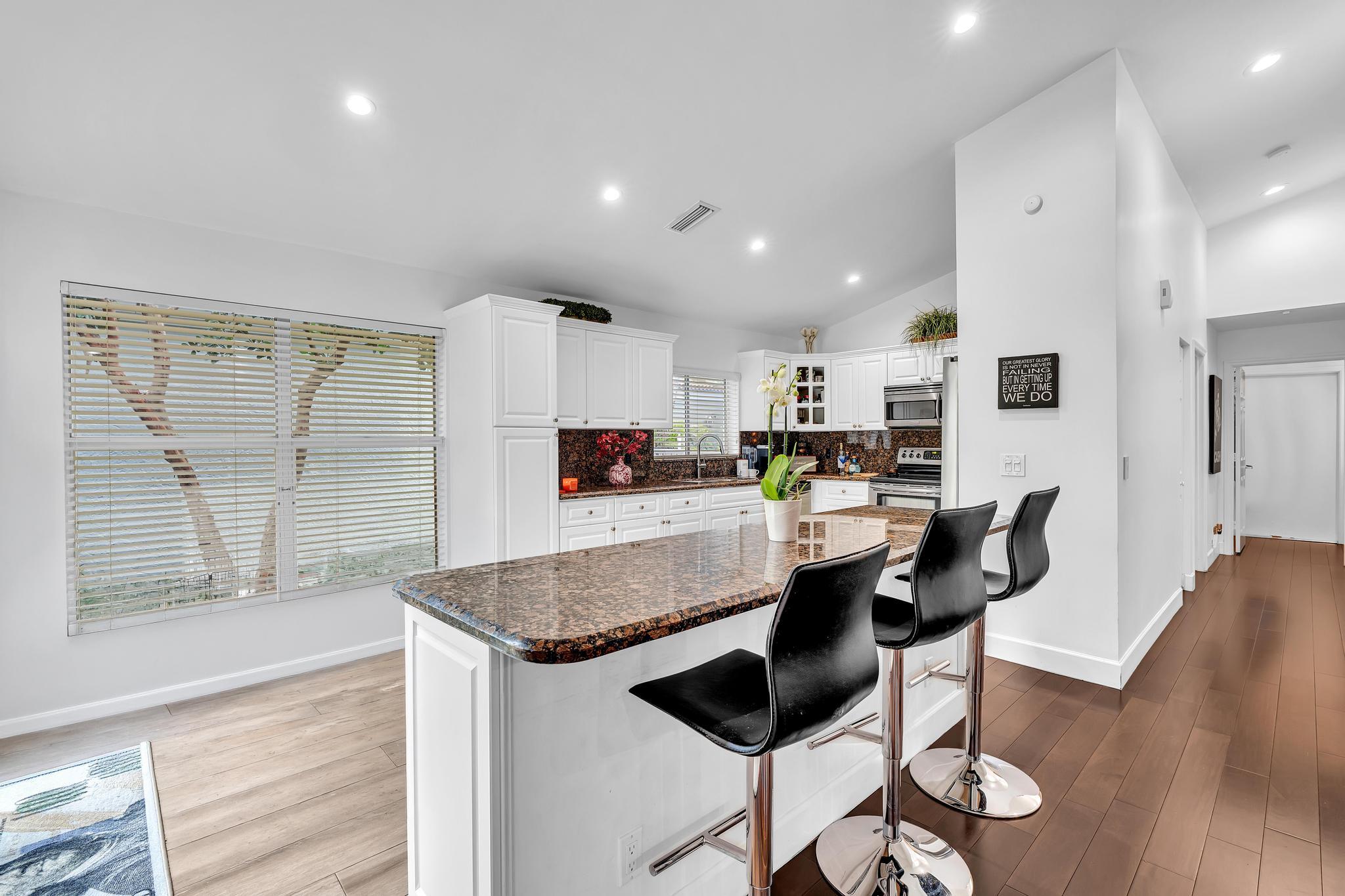 LA VIDA - Residential