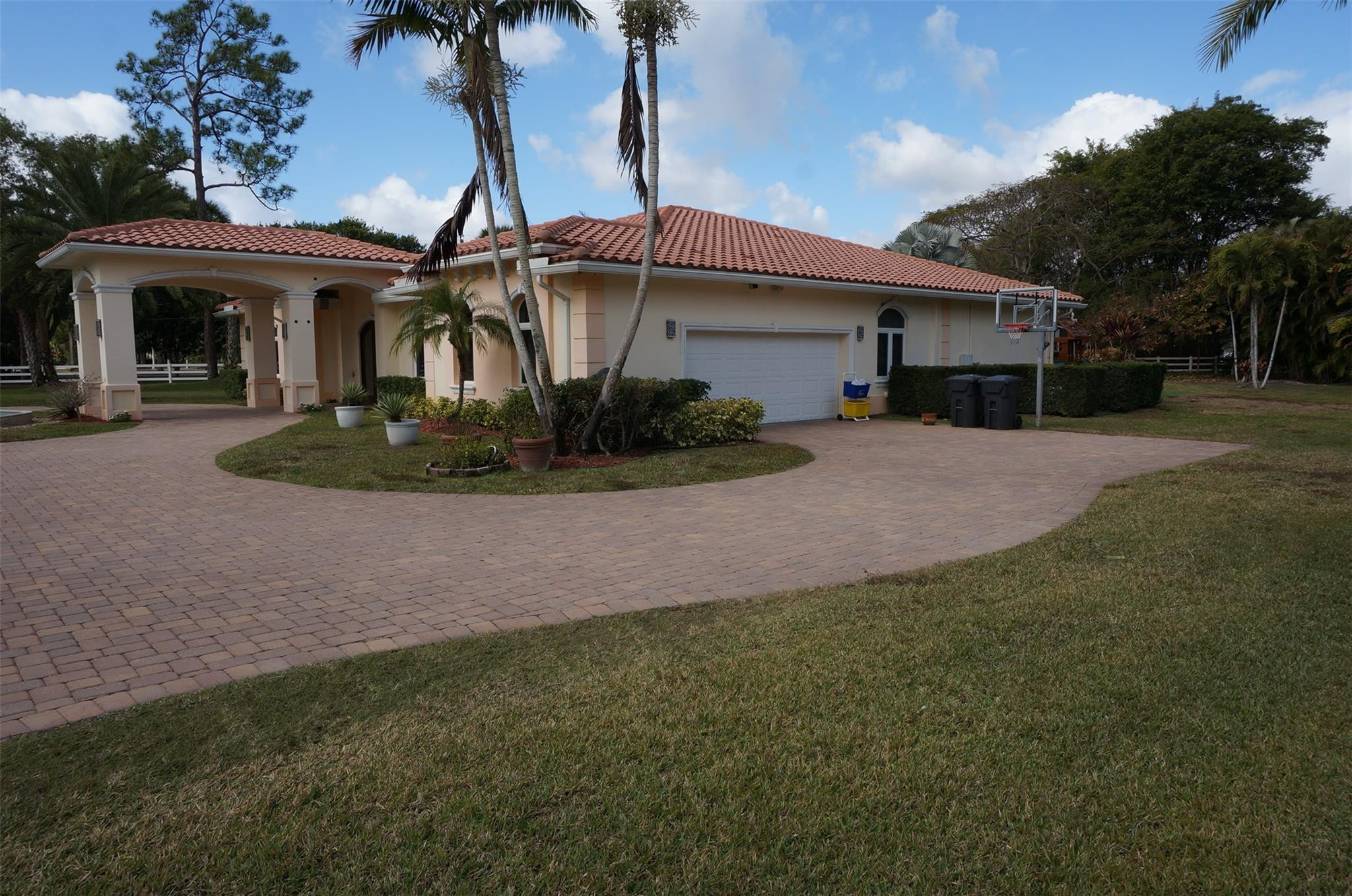 PALM BEACH LITTLE RANCHES 2 - Residential