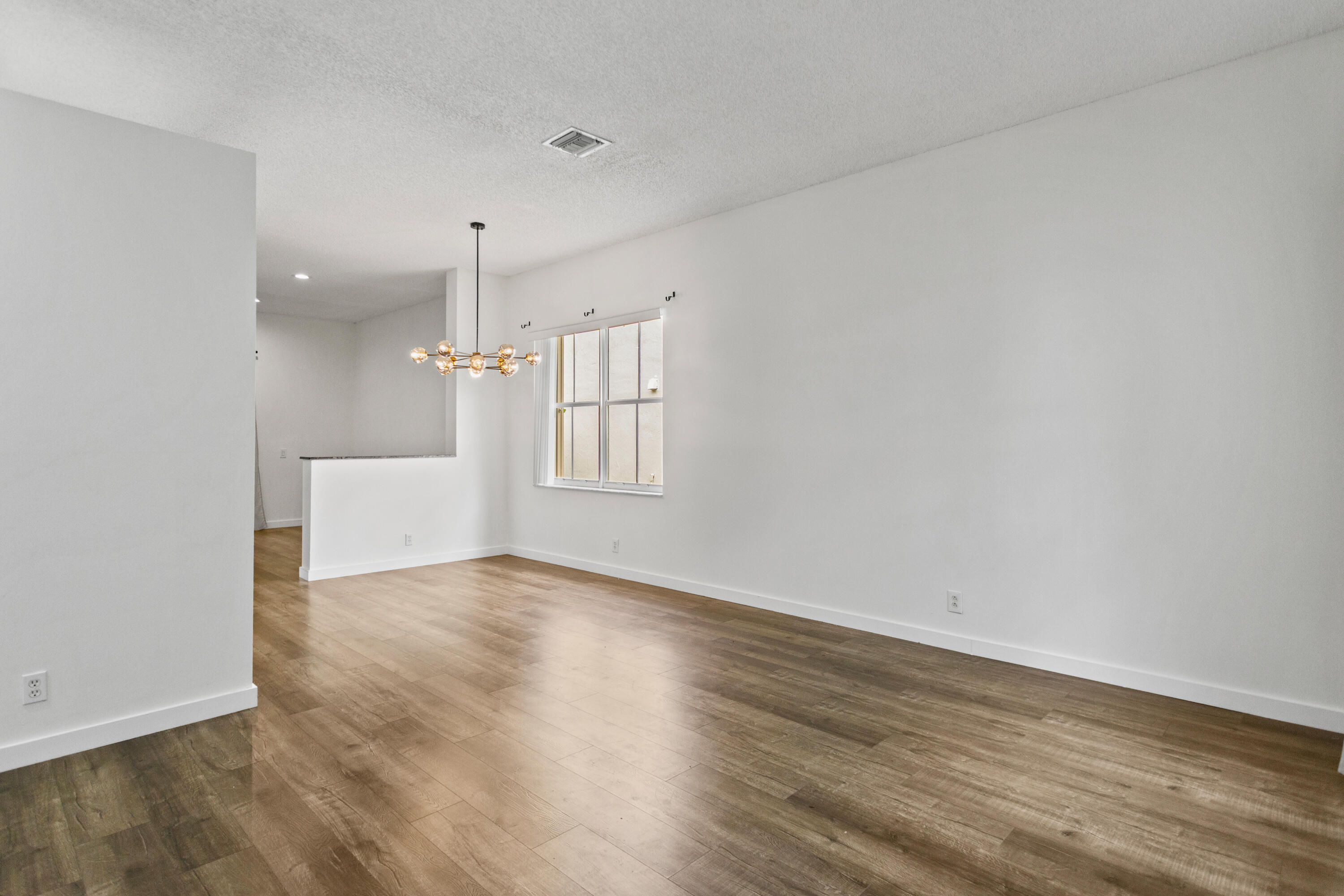 SAVANNA - Residential Lease