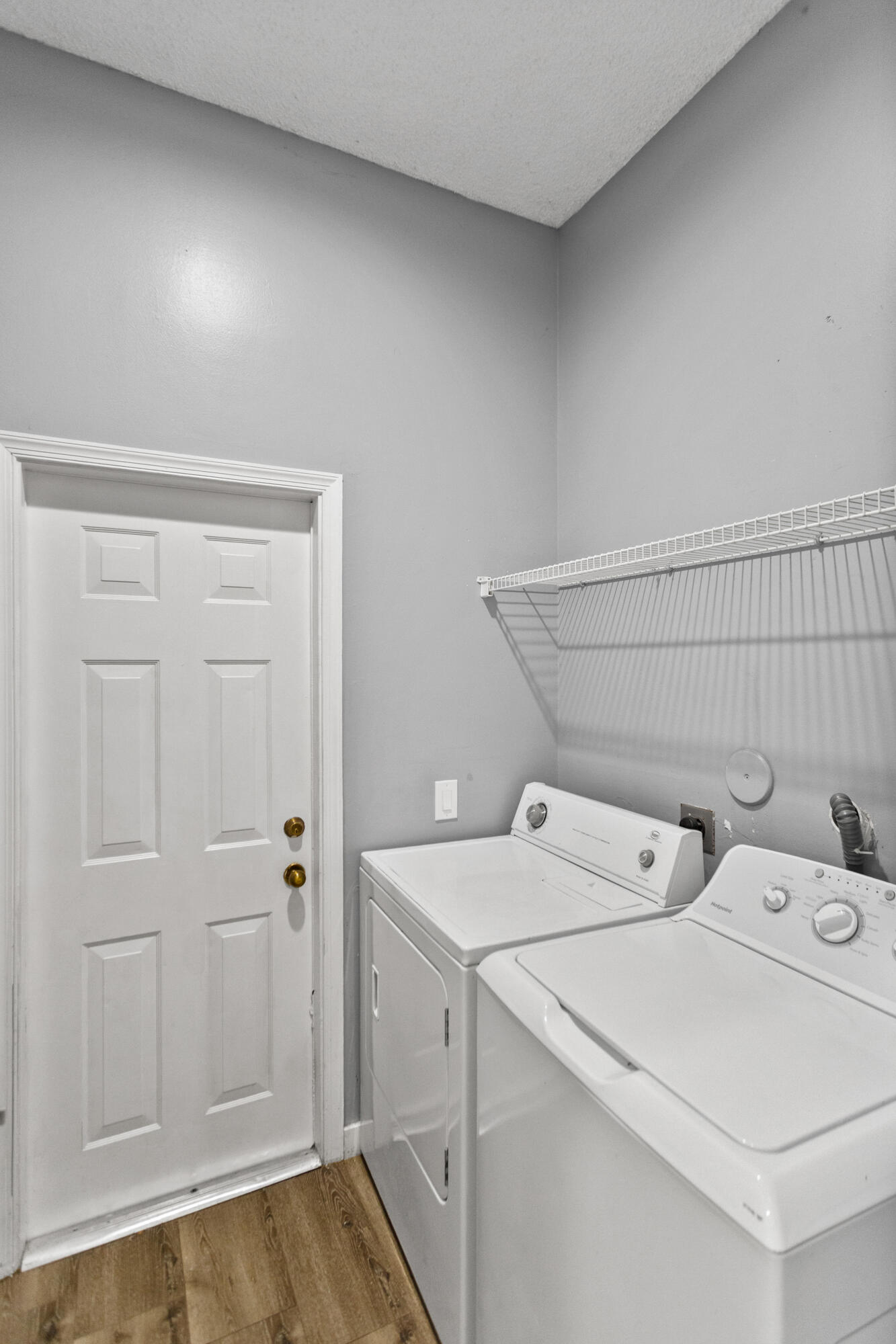 SAVANNA - Residential Lease