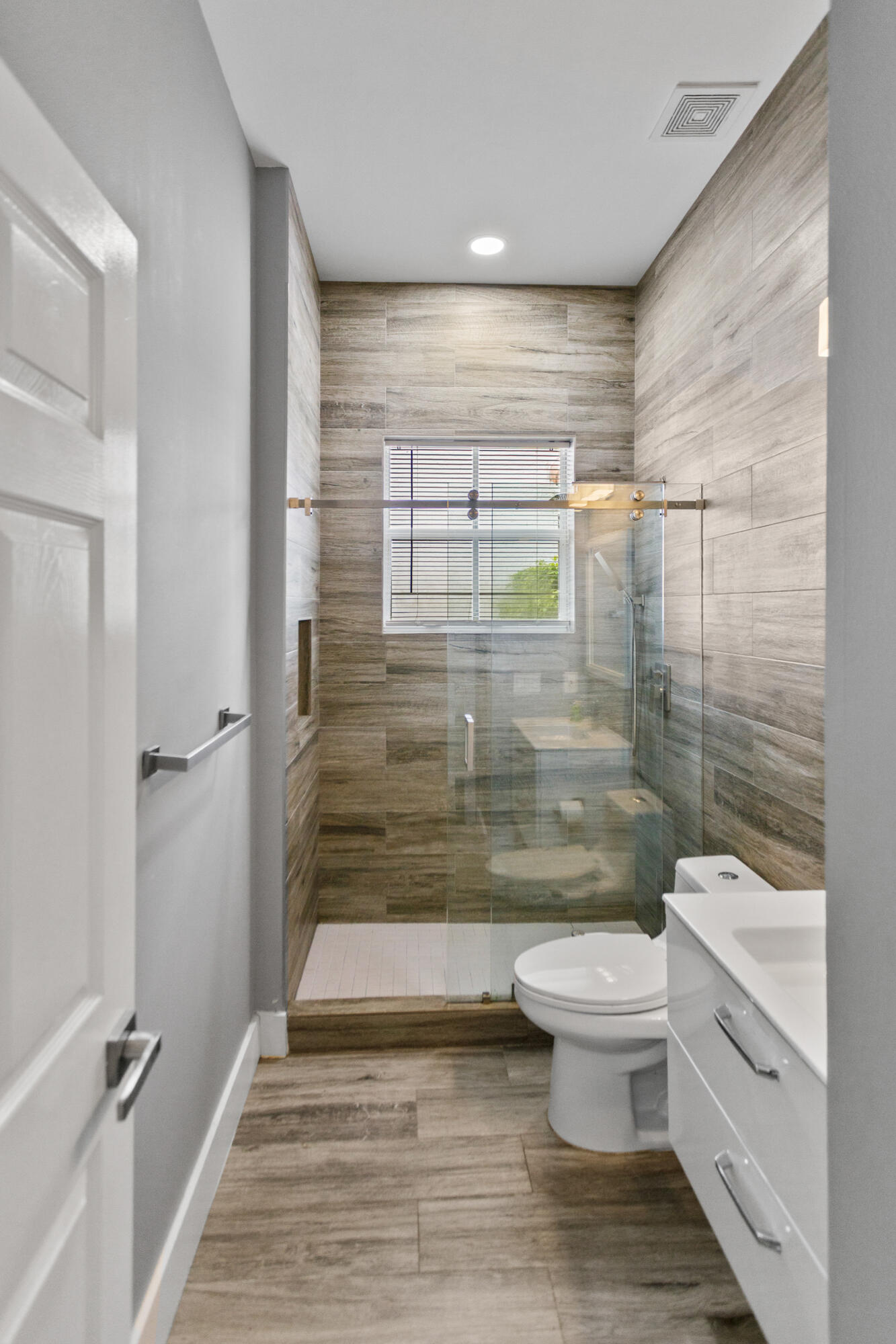 SAVANNA - Residential Lease