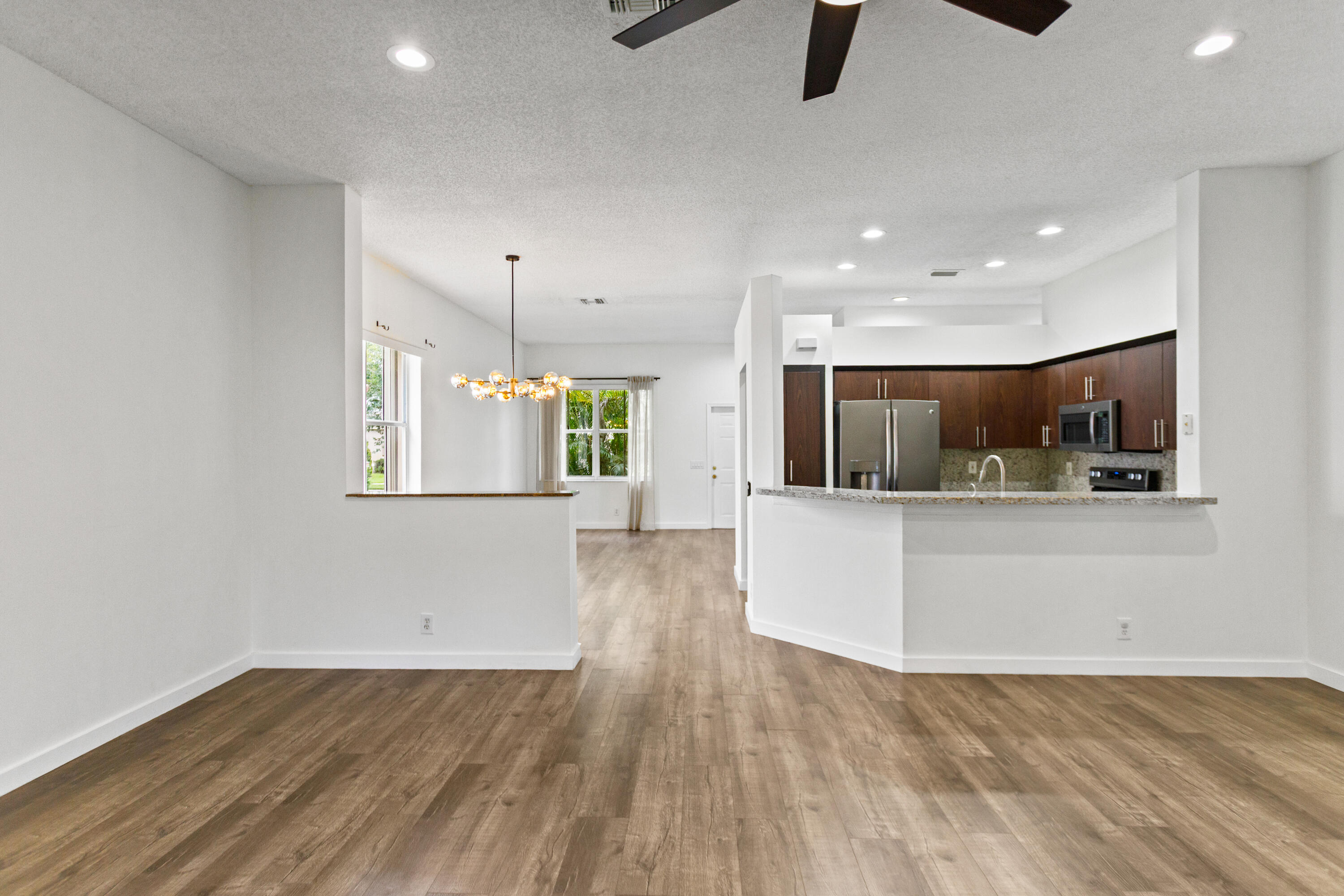 SAVANNA - Residential Lease