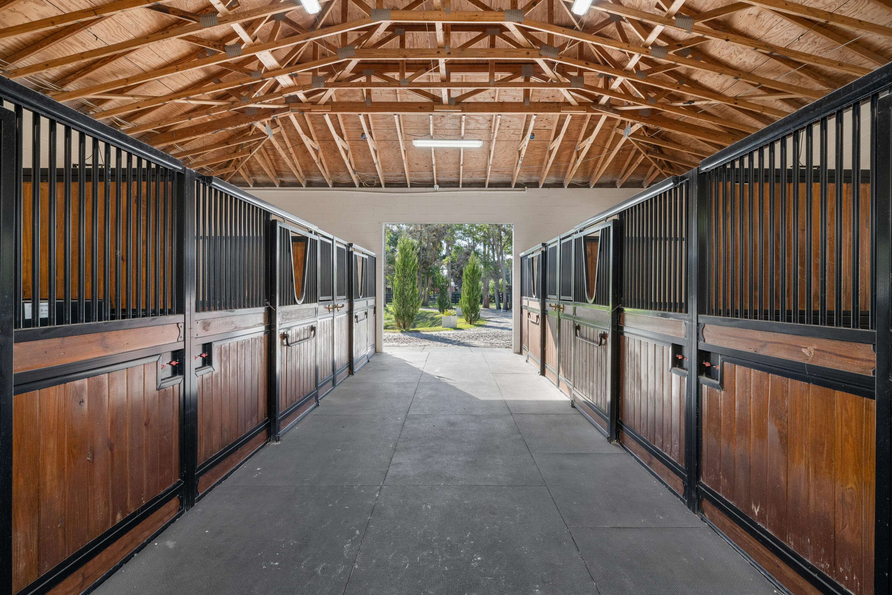 LOXAHATCHEE GROVES - Residential