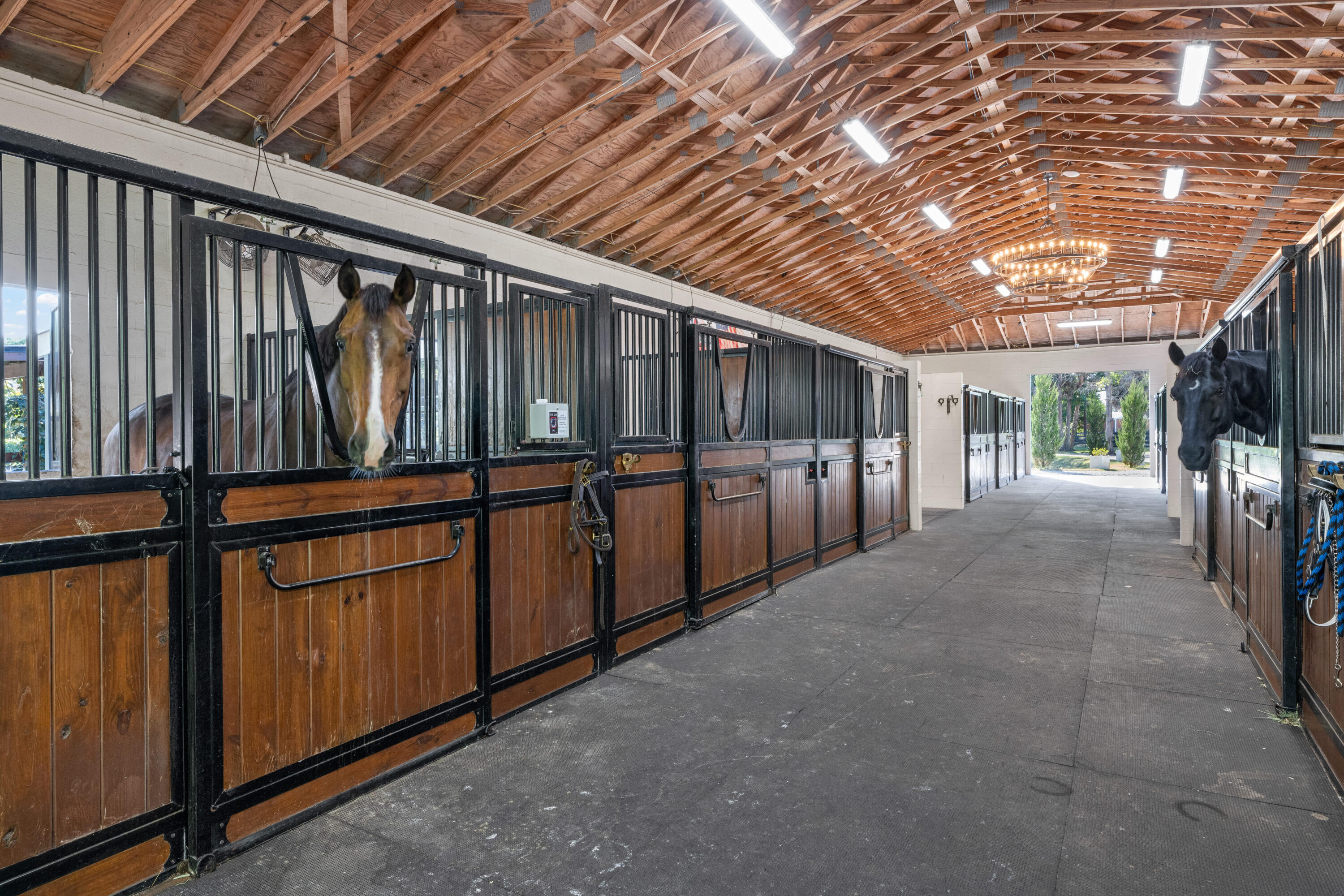 LOXAHATCHEE GROVES - Residential