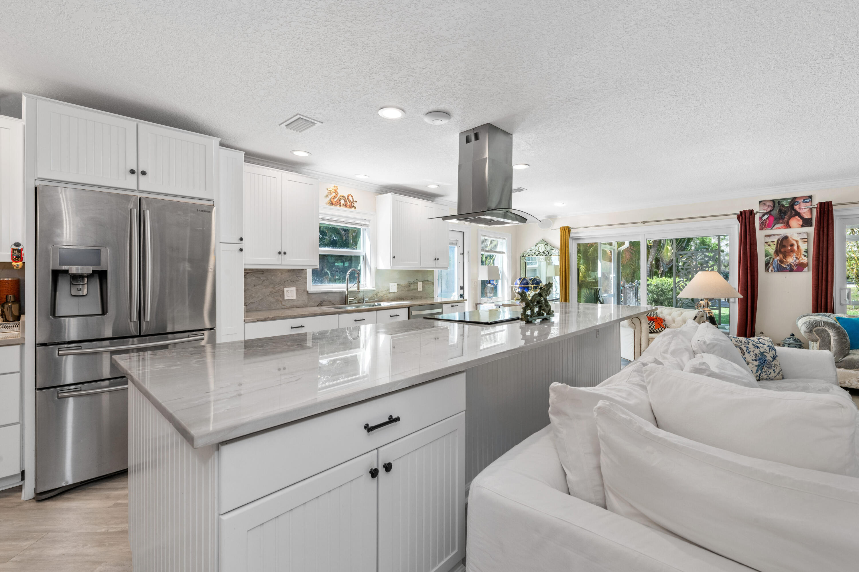 LOXAHATCHEE GROVES - Residential