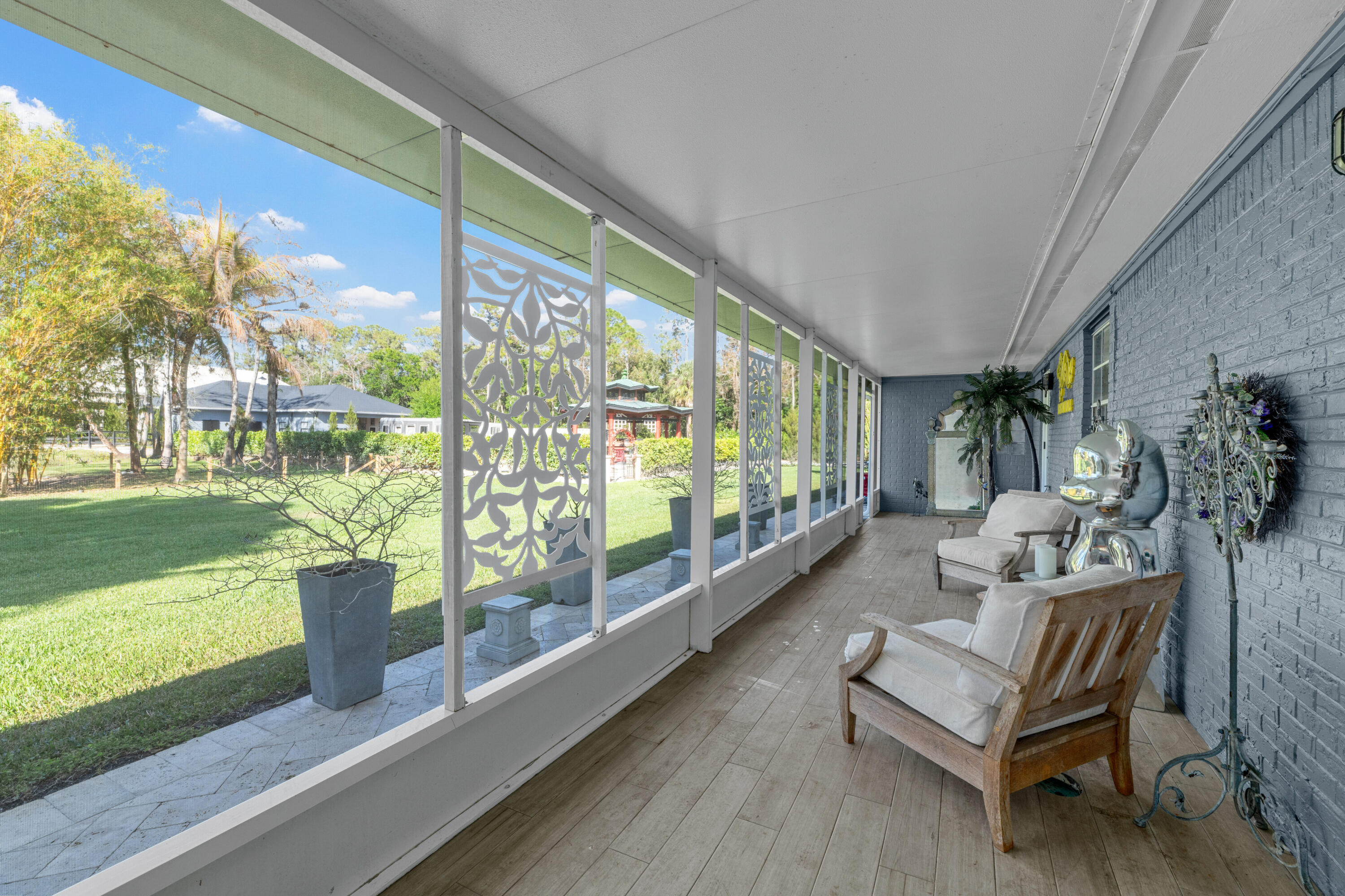 LOXAHATCHEE GROVES - Residential