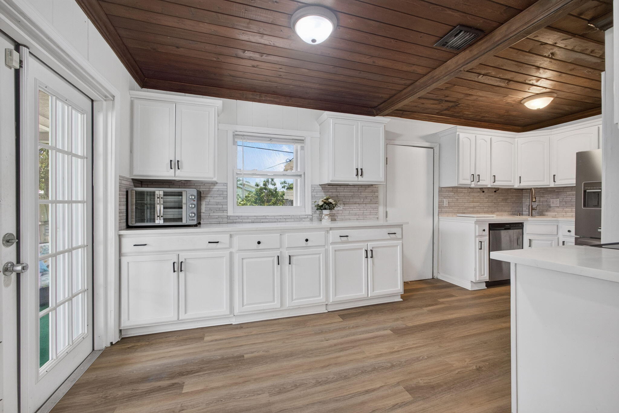NORTH LAKE WORTH - Residential Income
