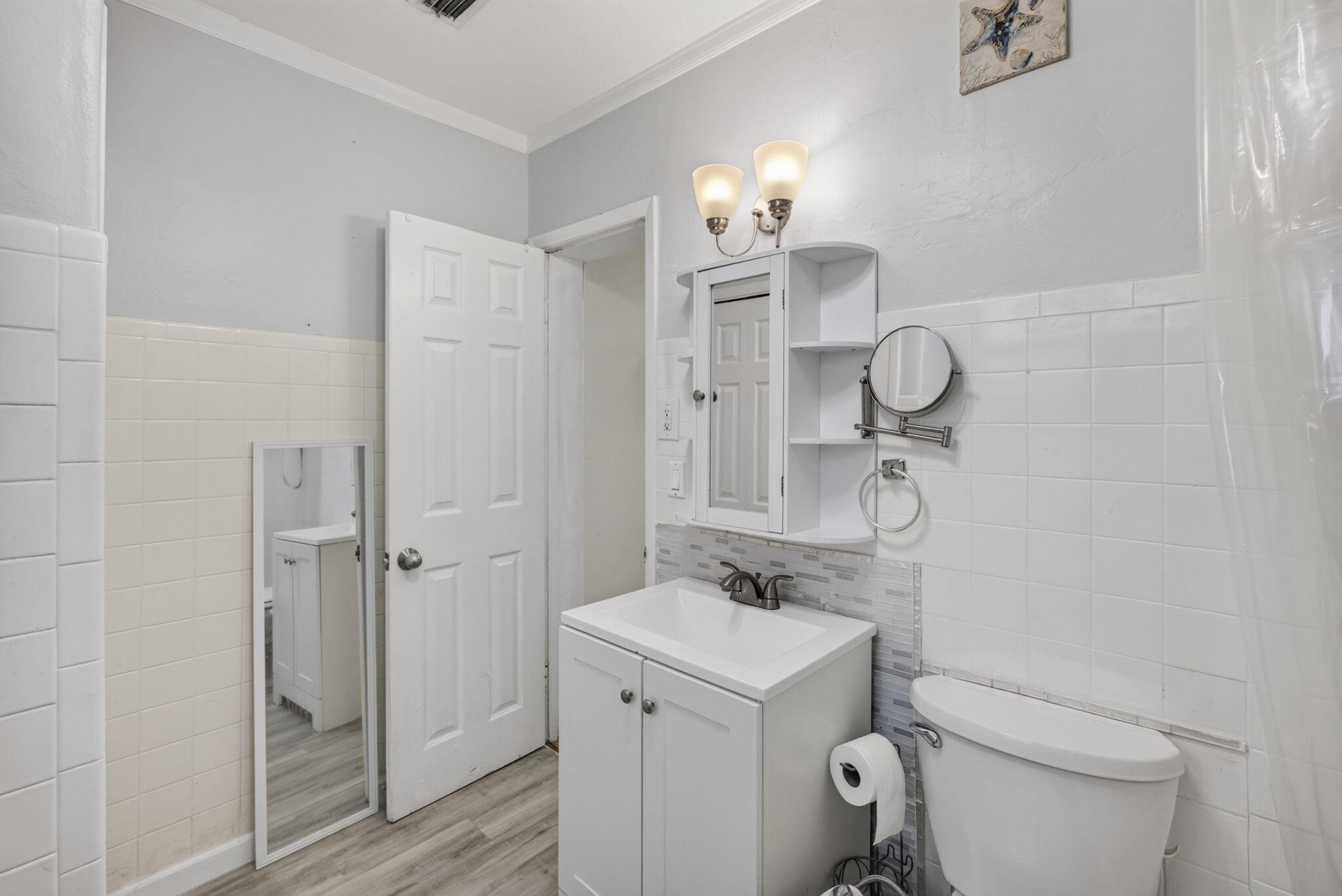 NORTH LAKE WORTH - Residential Income