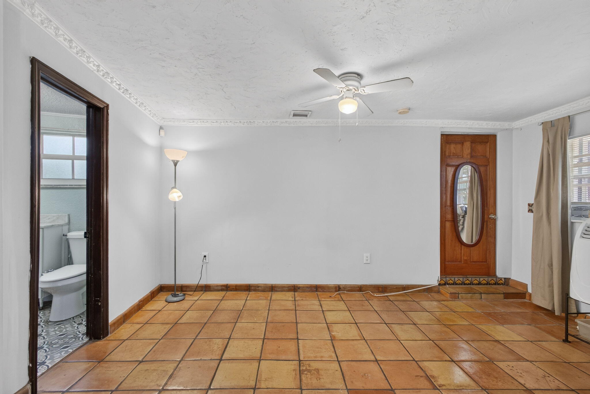 NORTH LAKE WORTH - Residential Income