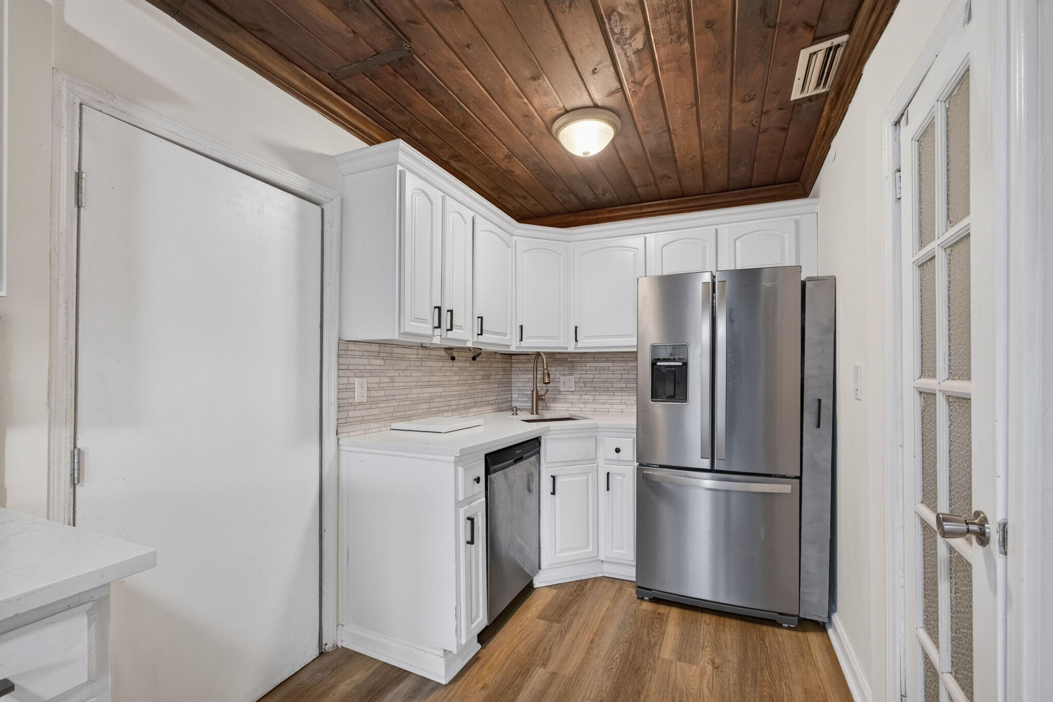 NORTH LAKE WORTH - Residential Income