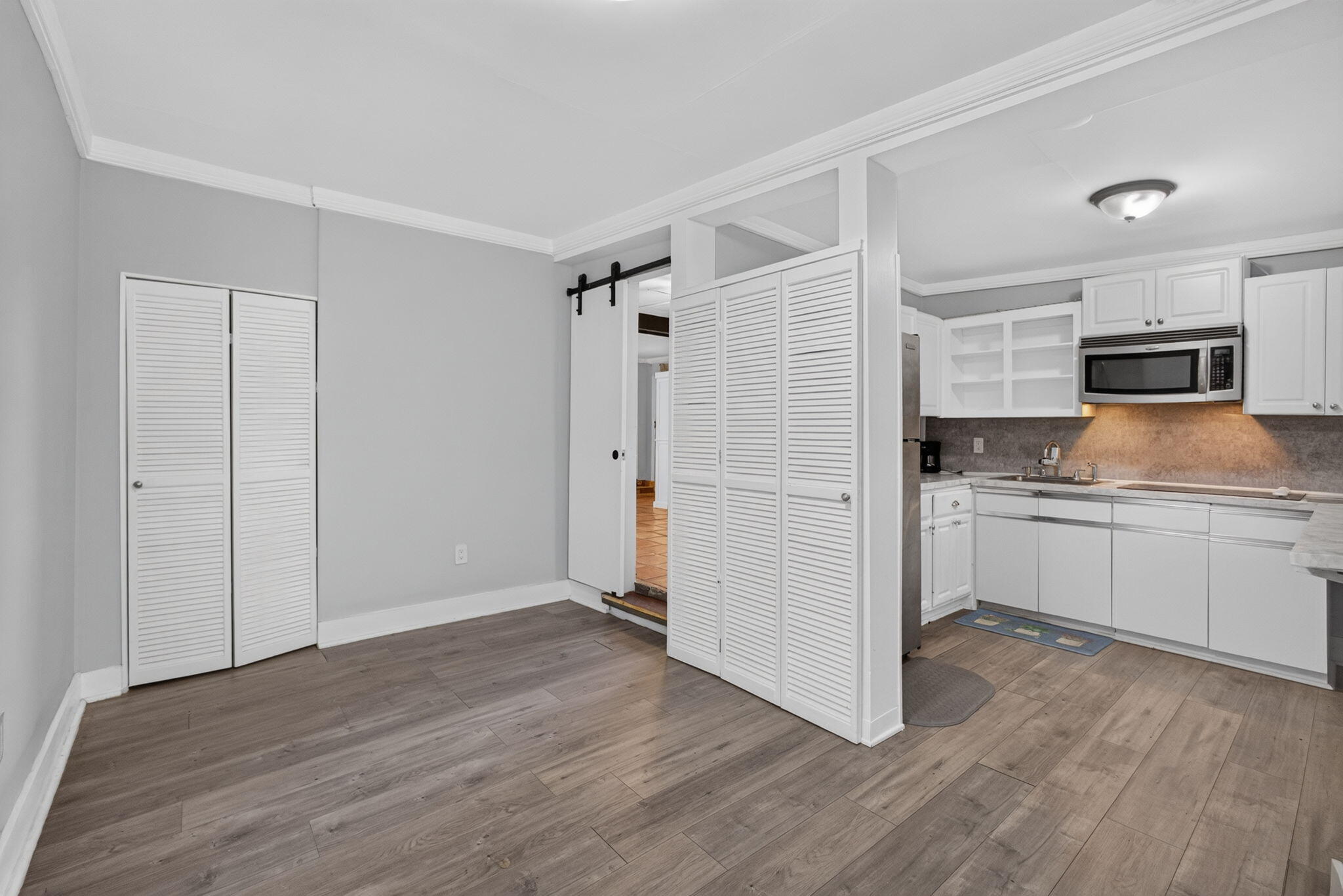 NORTH LAKE WORTH - Residential Income