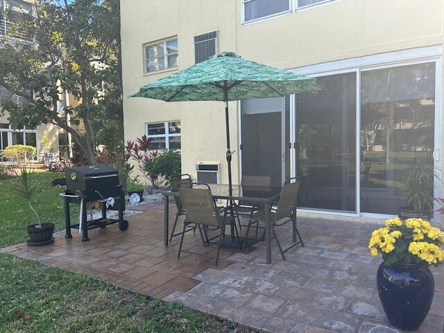 VILLAGE ROYALE GREENWOOD CONDO - Residential Lease