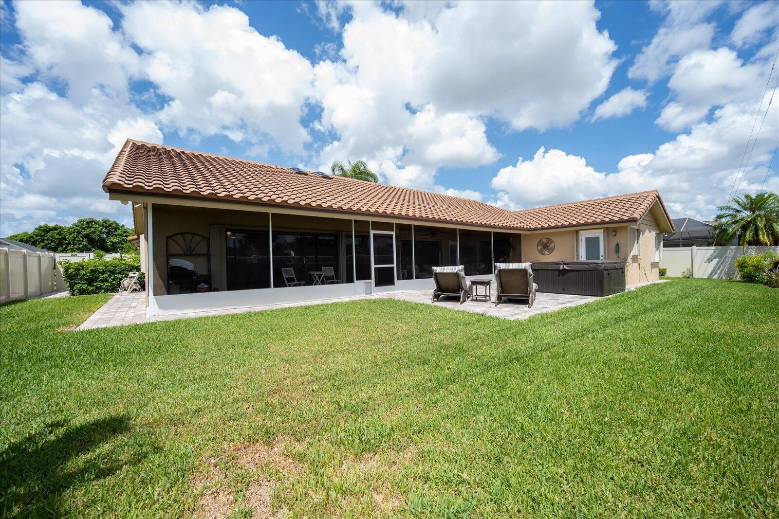 GREENVIEW SHORES 2 OF WELLINGTON - Residential Lease