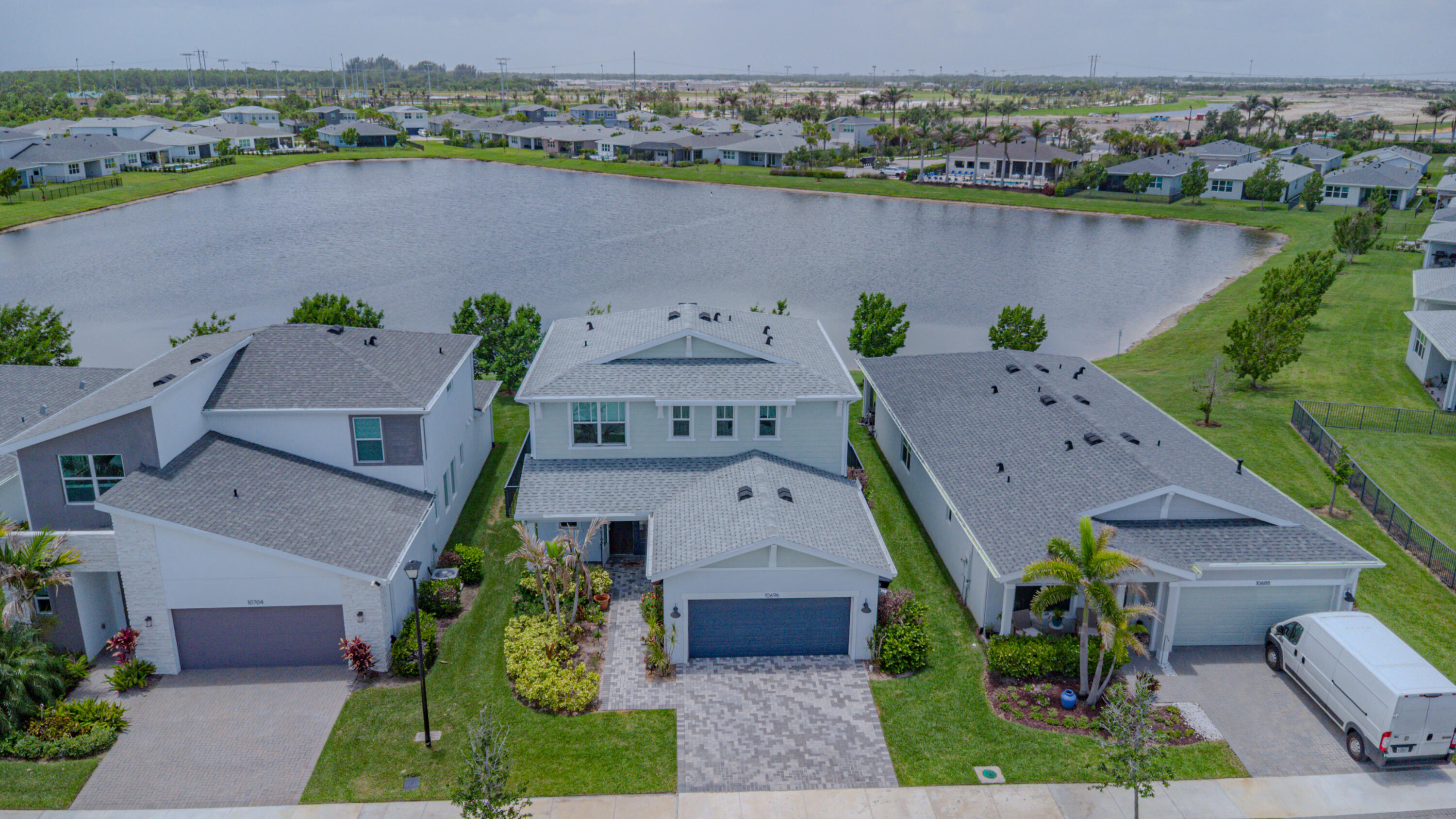 EMERY II - Residential