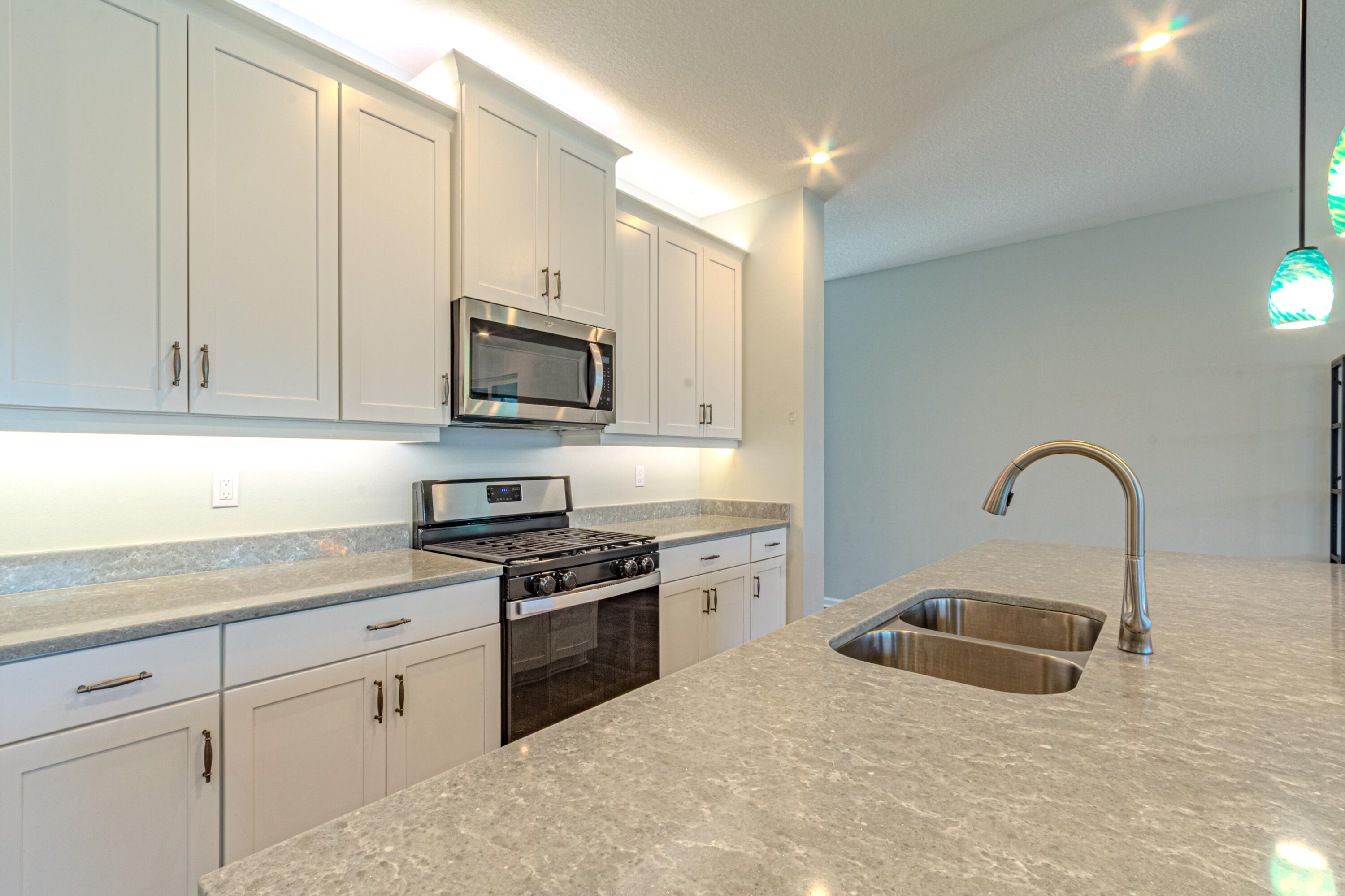 EMERY II - Residential