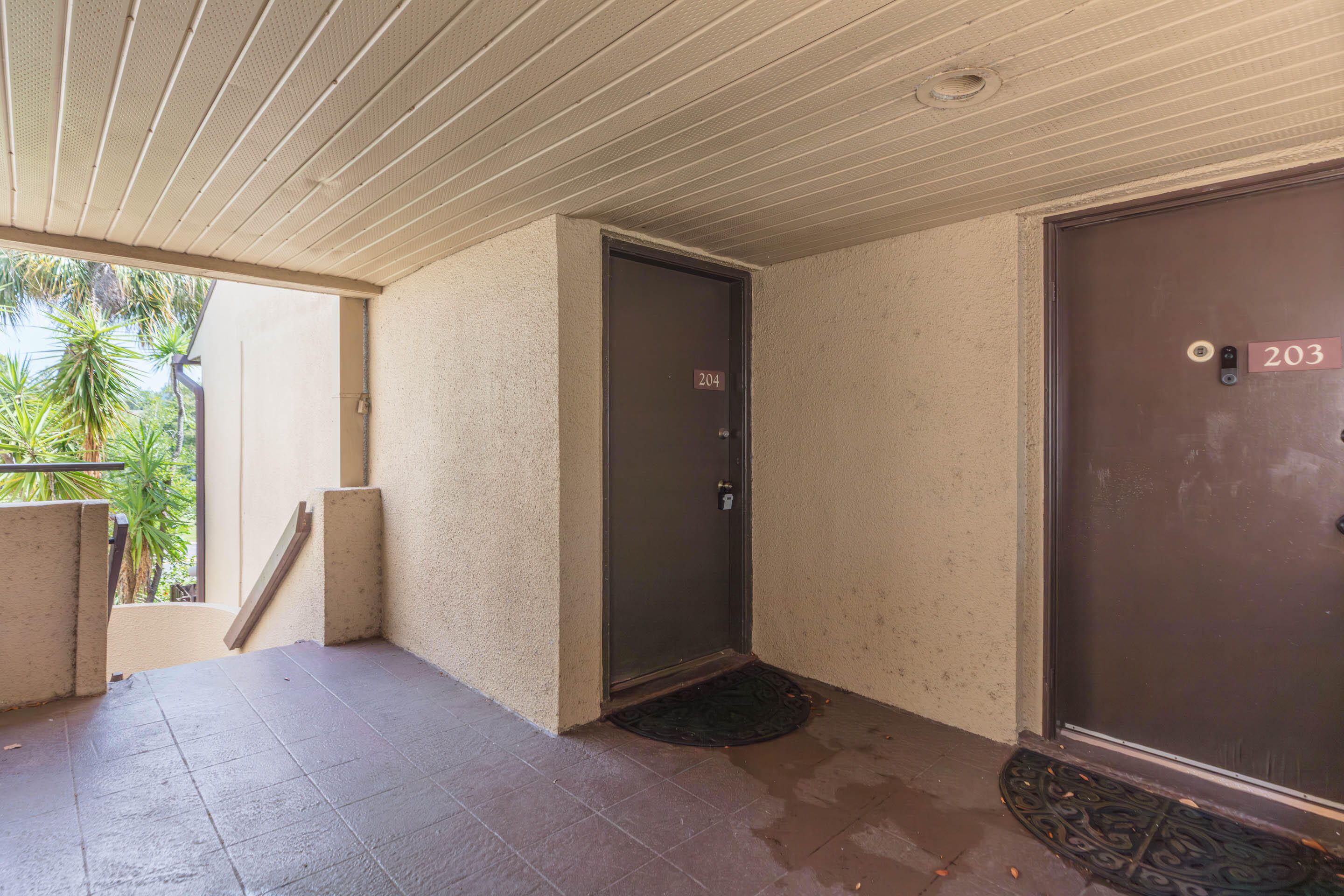 VILLAGE LAKE CONDO - Residential