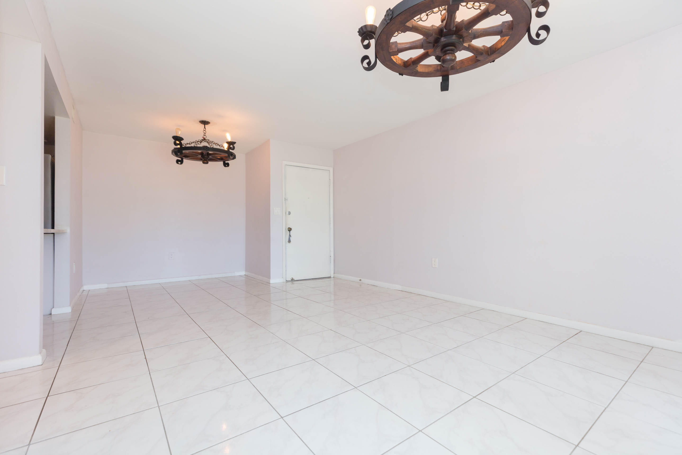 VILLAGE LAKE CONDO - Residential