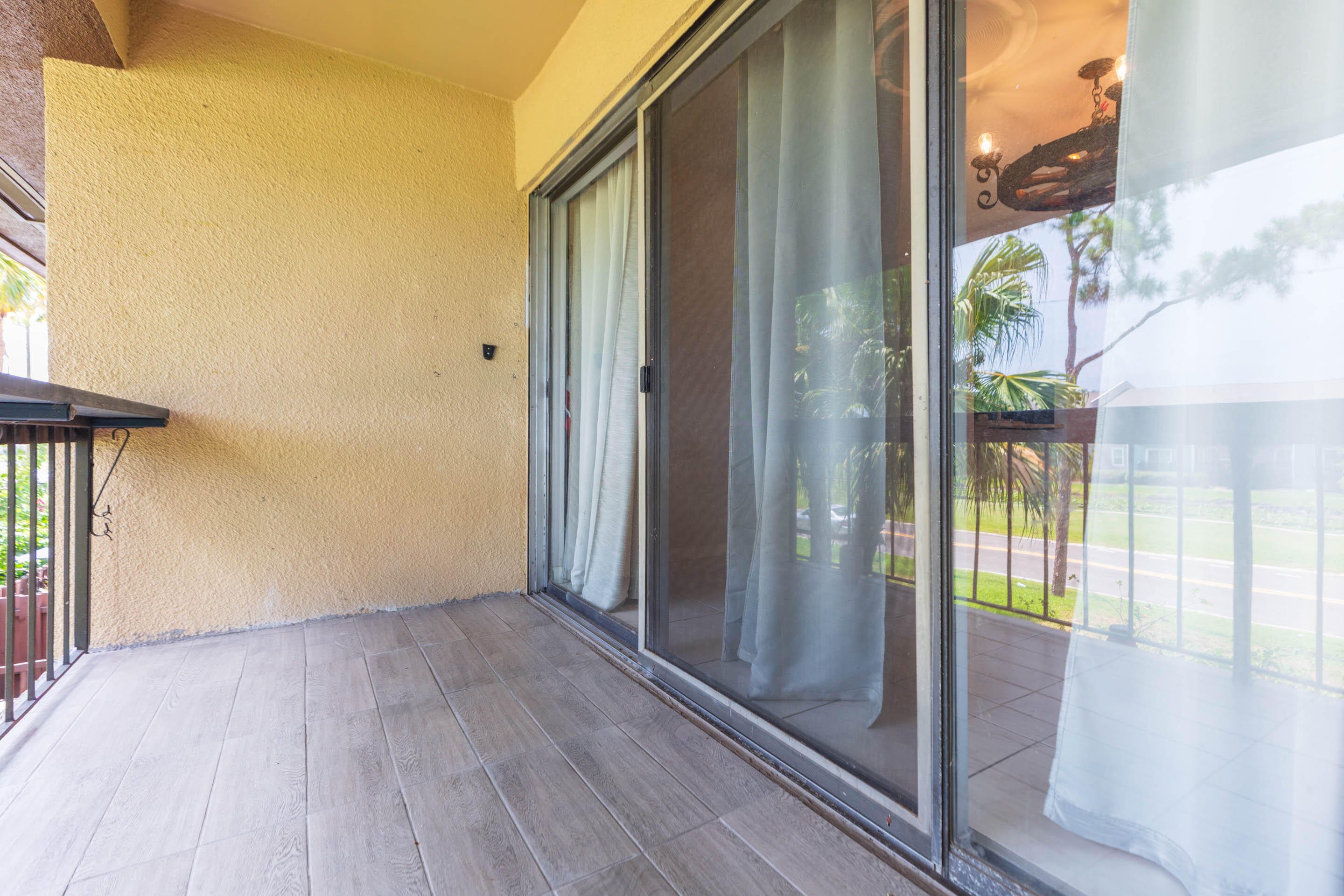VILLAGE LAKE CONDO - Residential