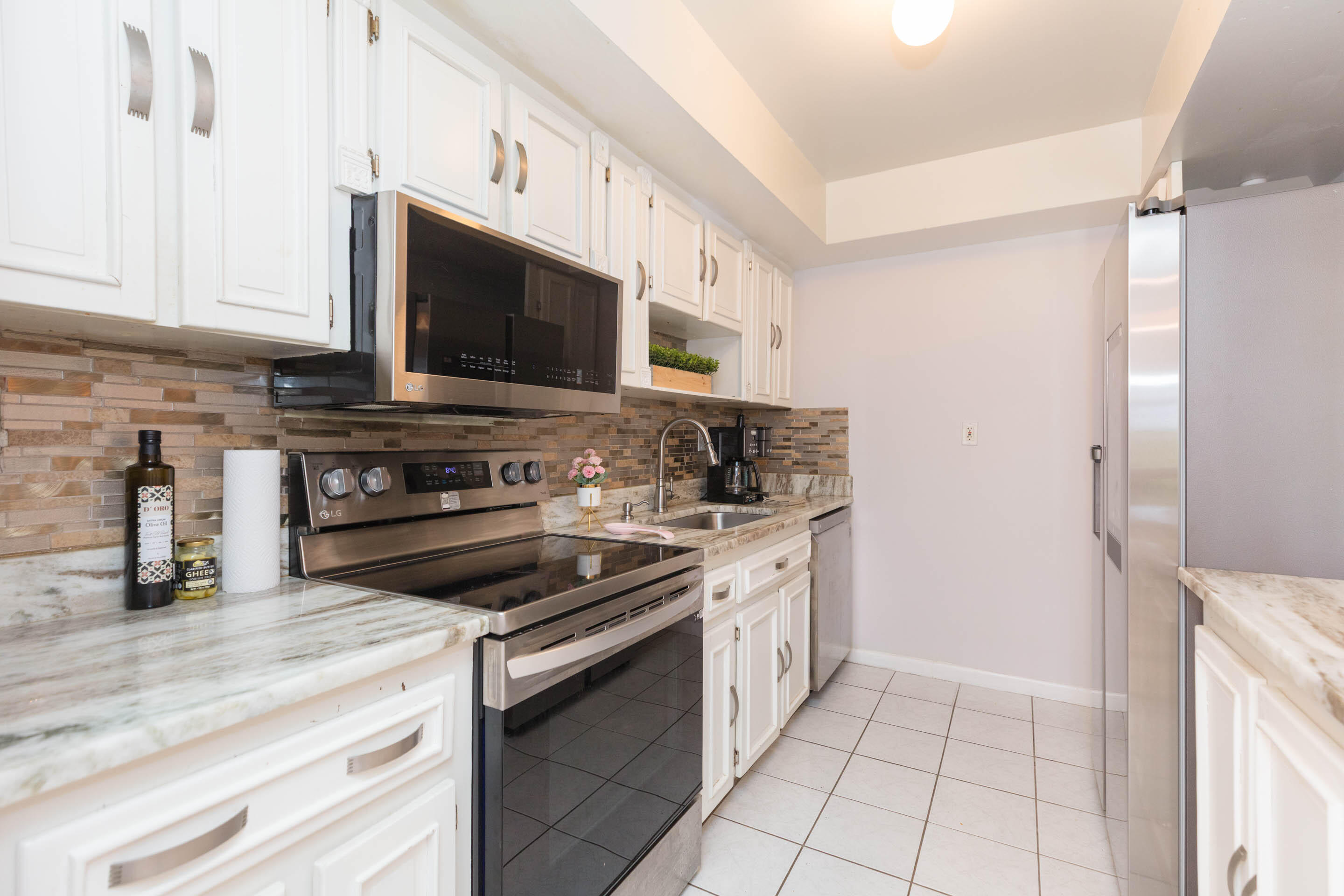 VILLAGE LAKE CONDO - Residential