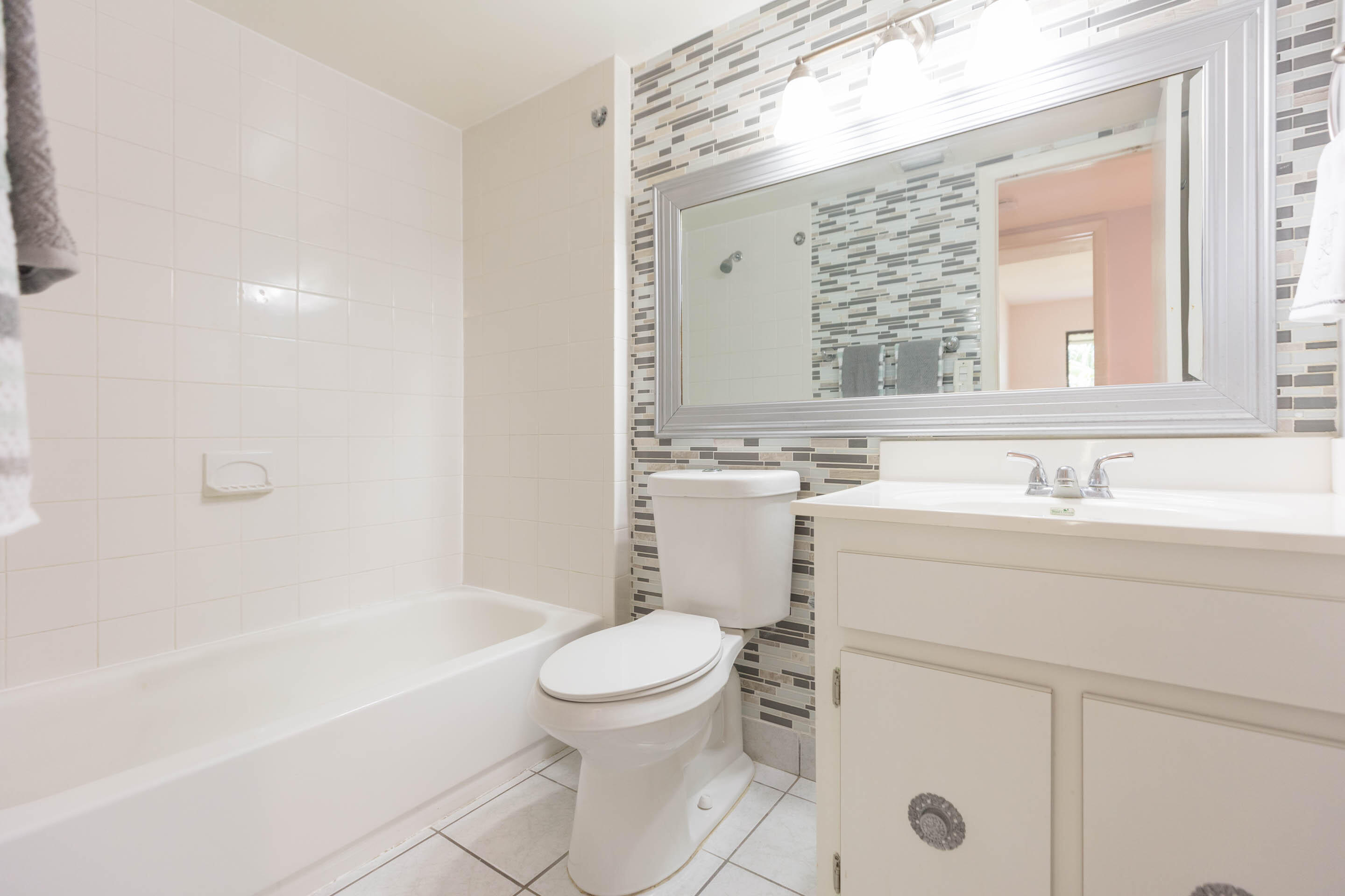 VILLAGE LAKE CONDO - Residential