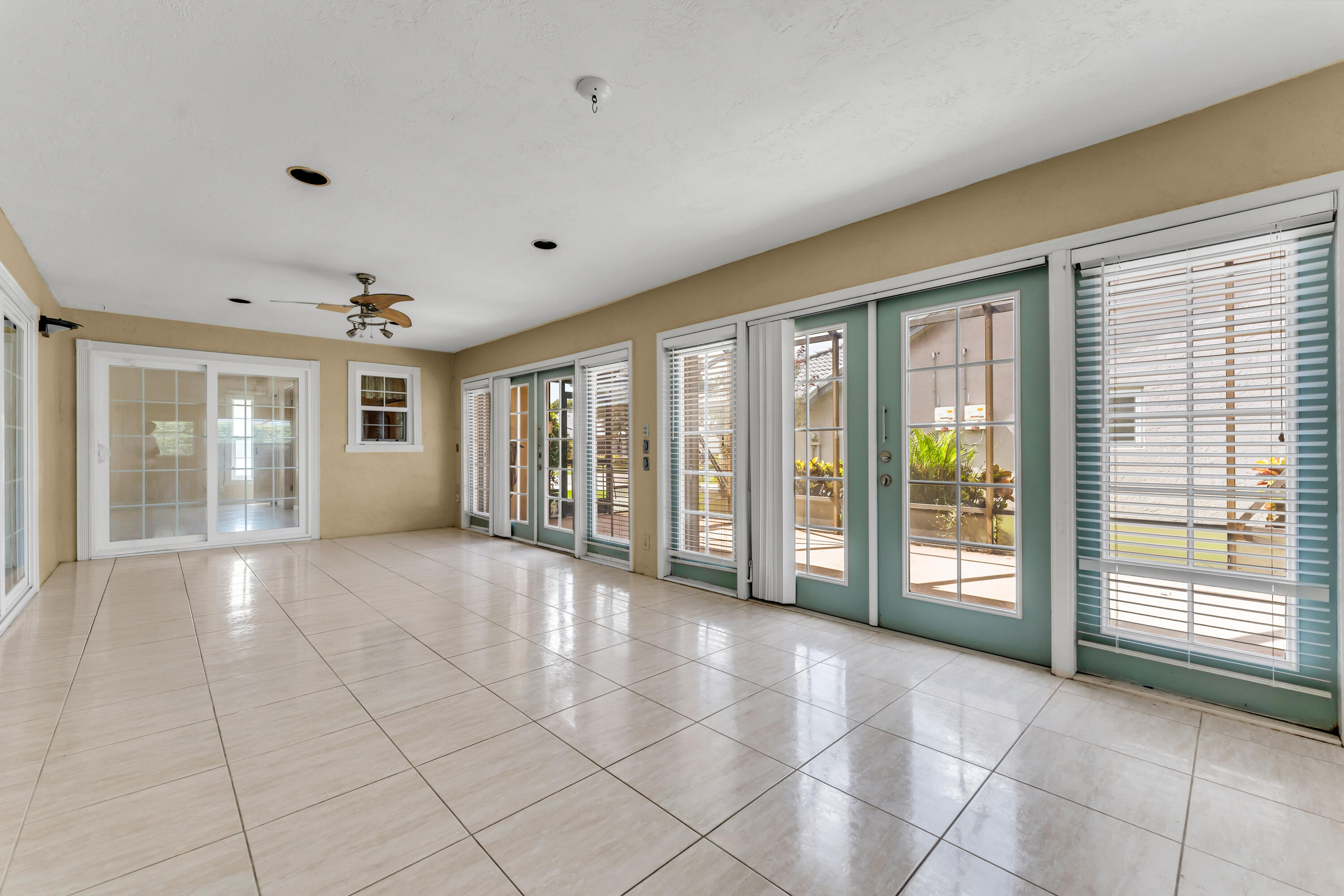SUN VALLEY 2 - Residential
