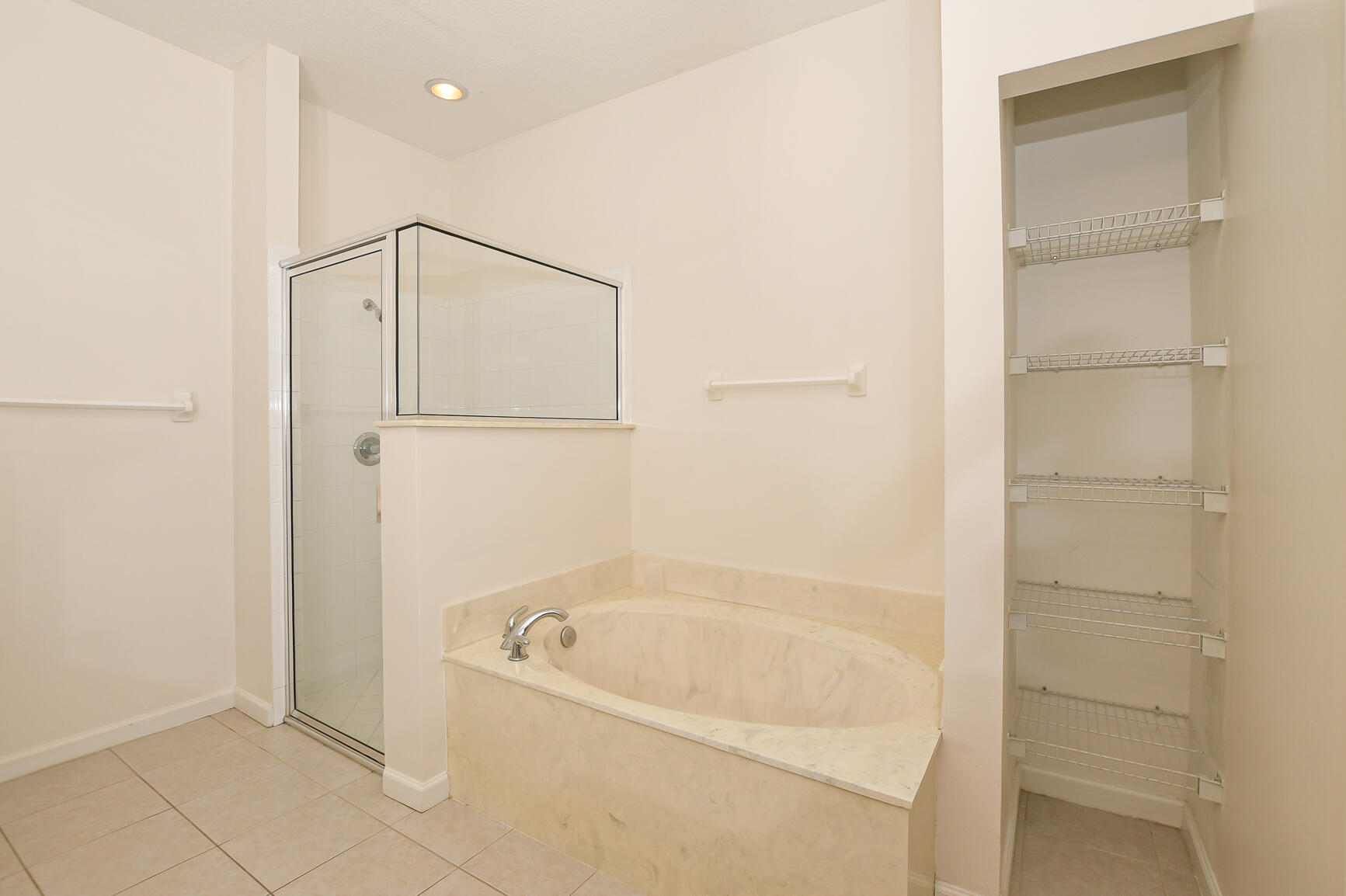 RIVER PLACE ON THE ST LUCIE NO 5 - Residential Lease