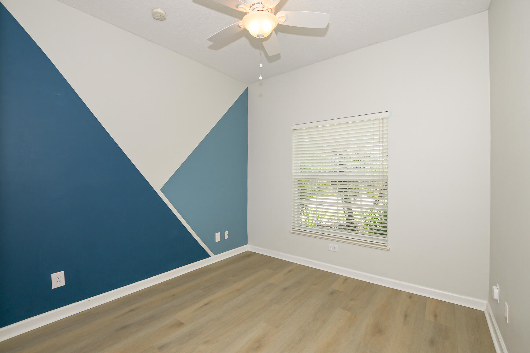 RIVER PLACE ON THE ST LUCIE NO 5 - Residential Lease