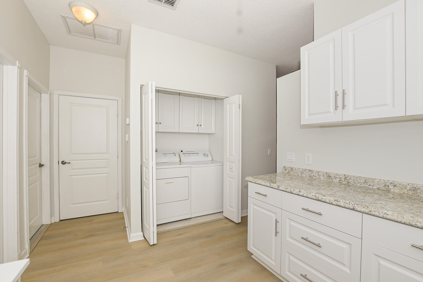 RIVER PLACE ON THE ST LUCIE NO 5 - Residential Lease