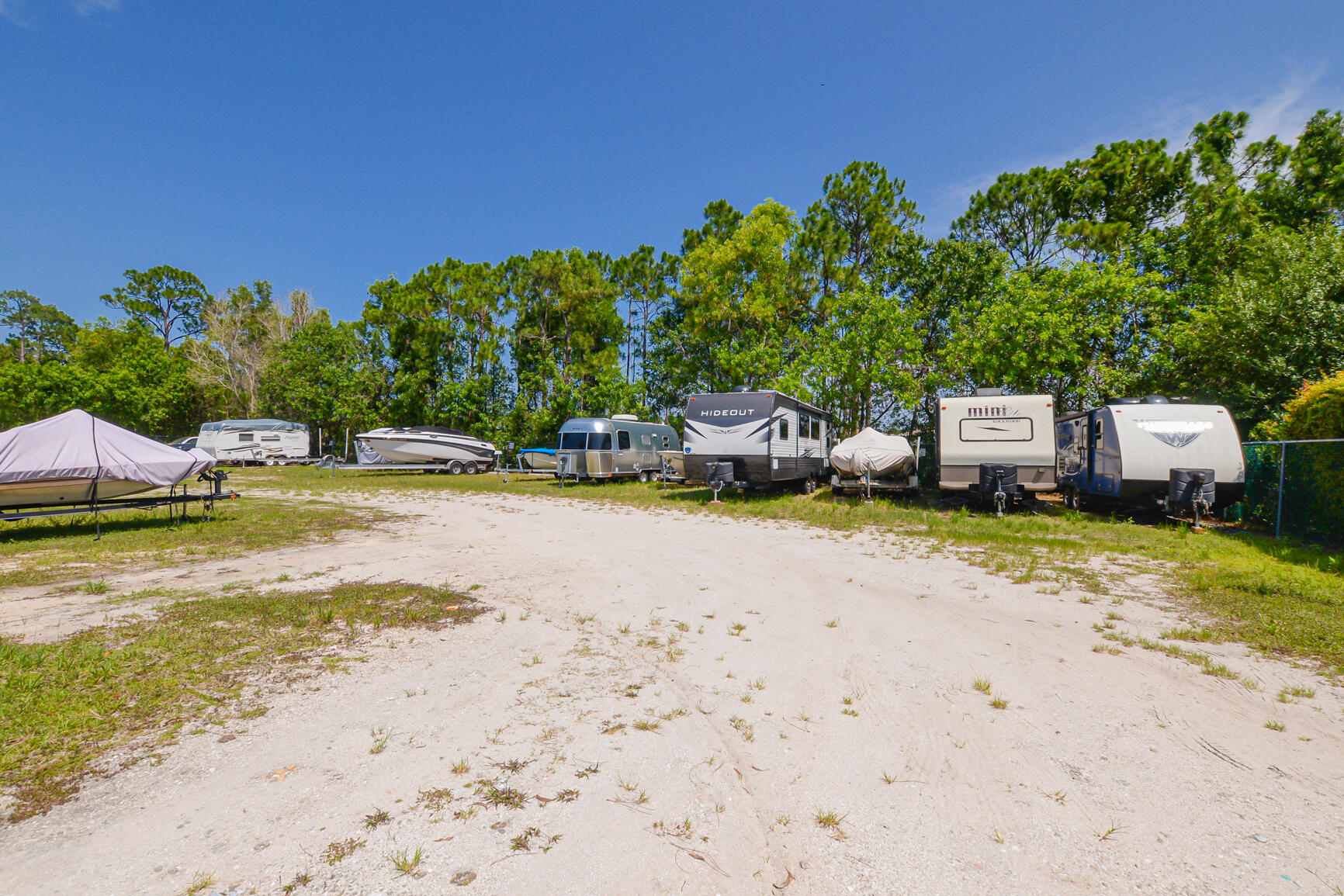 RIVER PLACE ON THE ST LUCIE NO 5 - Residential Lease