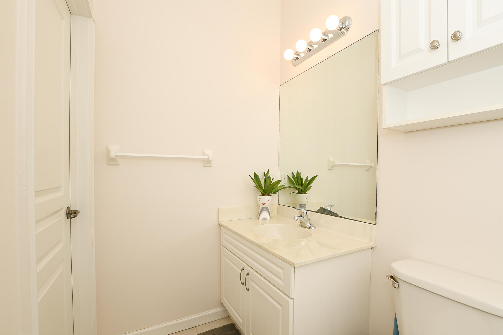 RIVER PLACE ON THE ST LUCIE NO 5 - Residential Lease