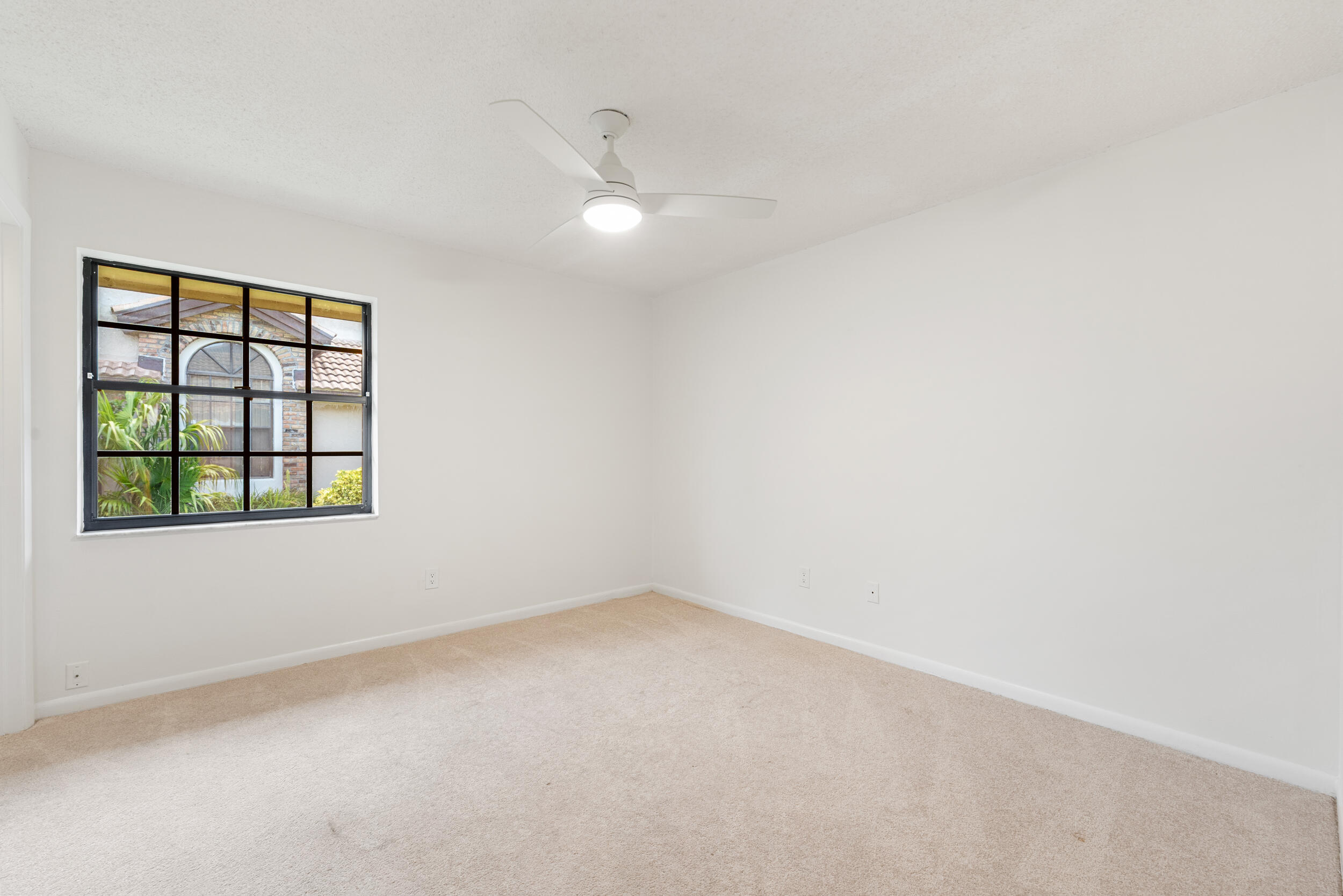 ABERDEEN 4 - Residential