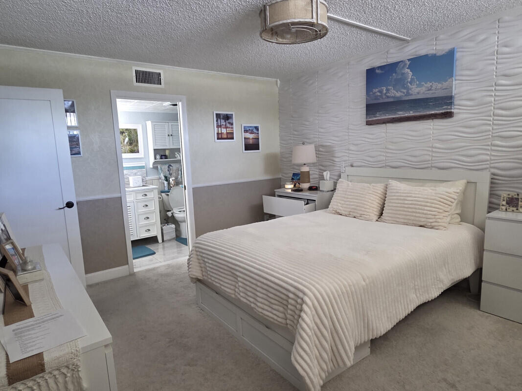 CIRCLE BAY YACHT CLUB CONDO - Residential