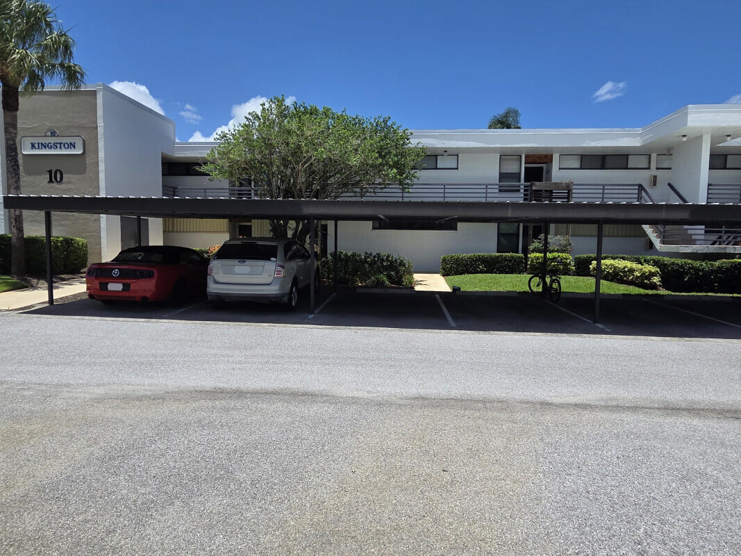 CIRCLE BAY YACHT CLUB CONDO - Residential