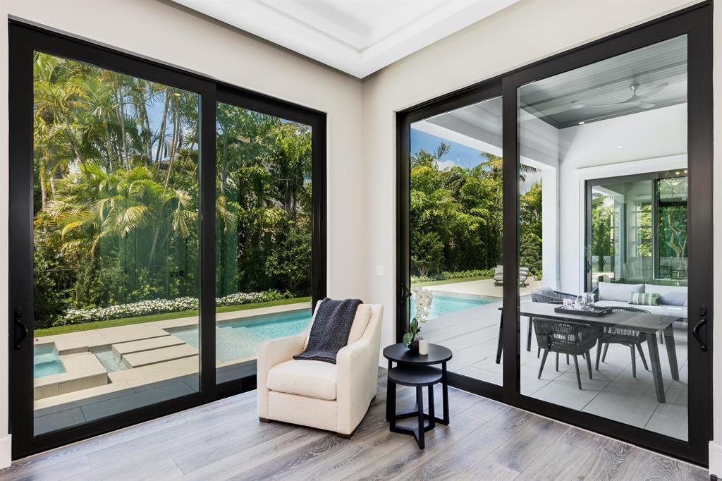 ROYAL PALM YACHT & COUNTRY CLUB - Residential