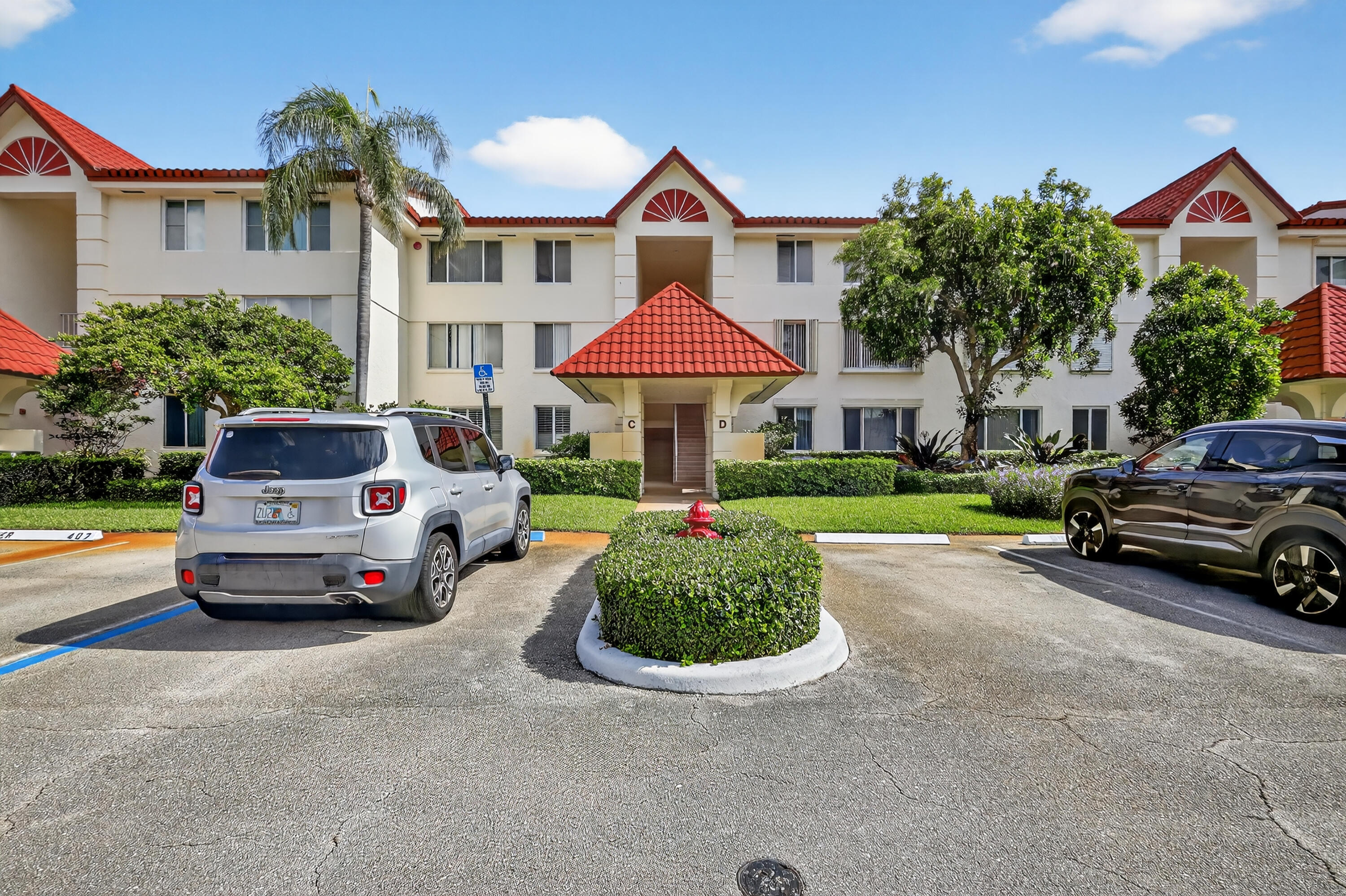 HALF MOON BAY CONDO - Residential