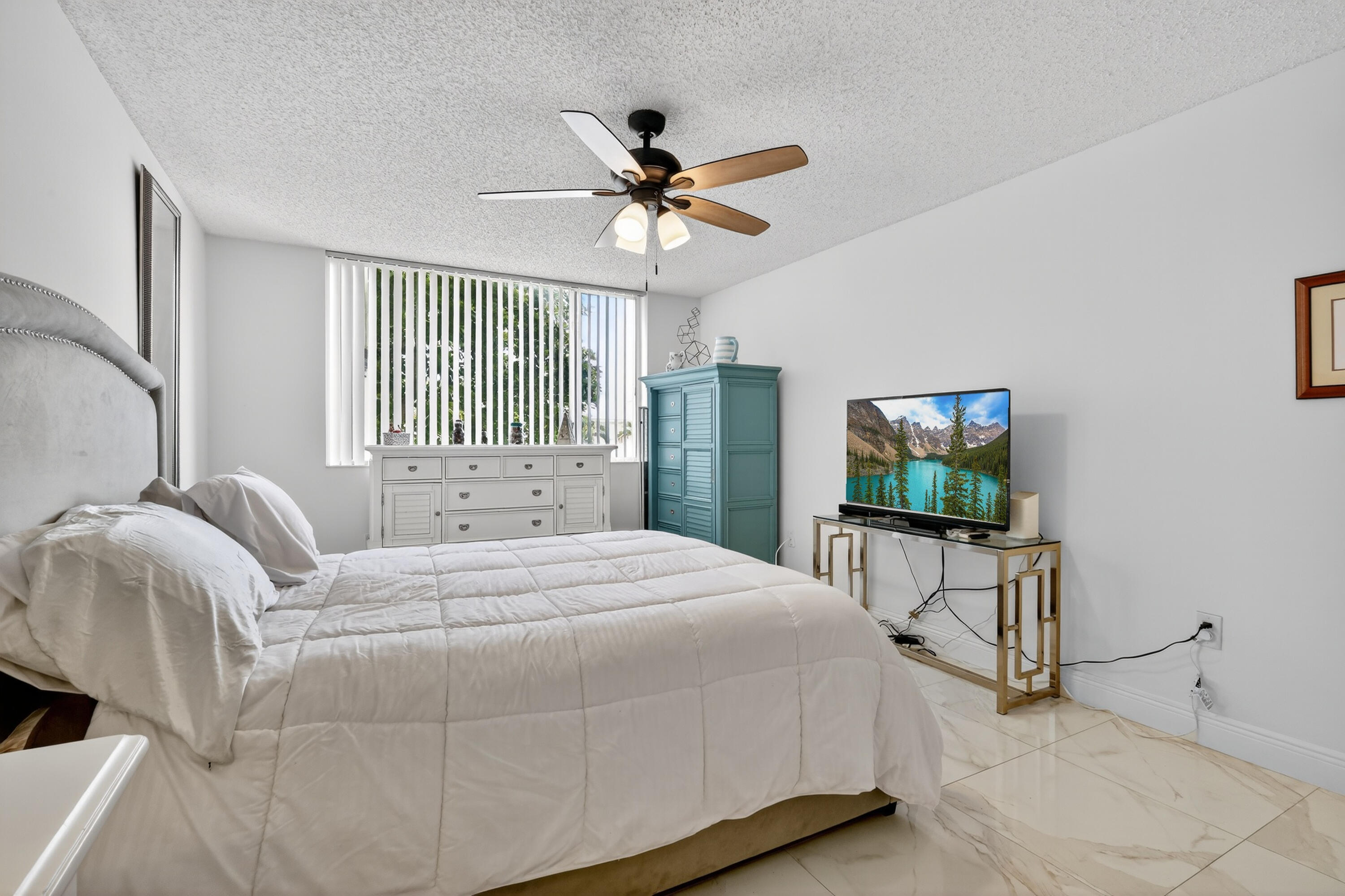 HALF MOON BAY CONDO - Residential